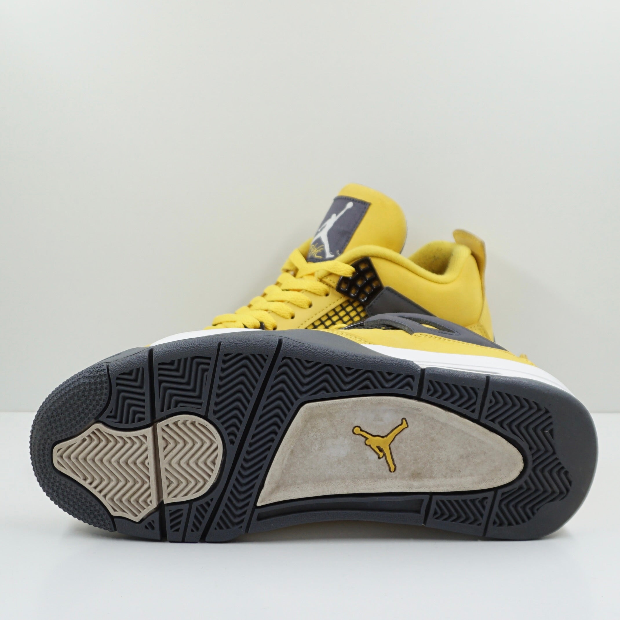 Jordan 4 Retro Lightning (2021)