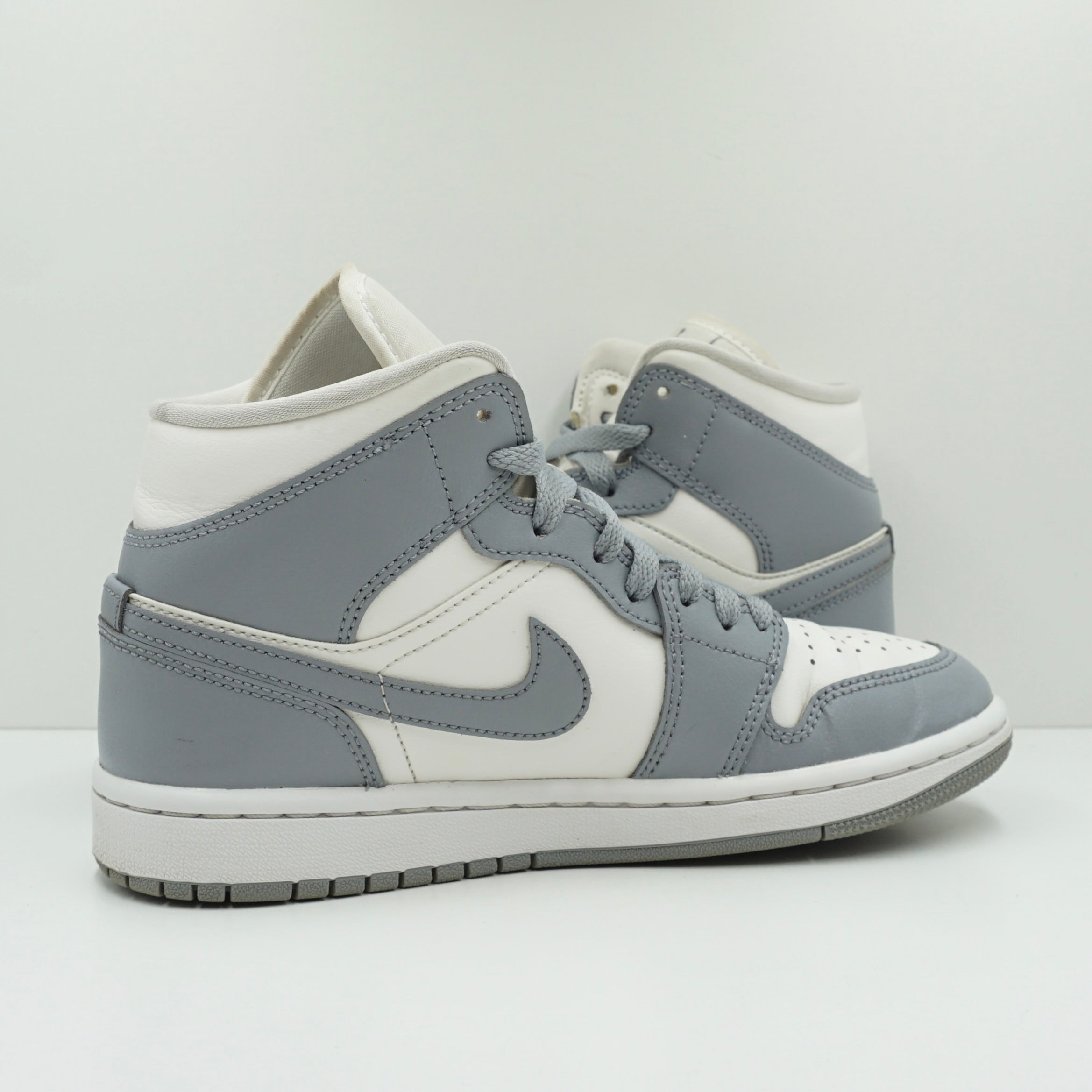 Jordan 1 Mid Stealth (W)