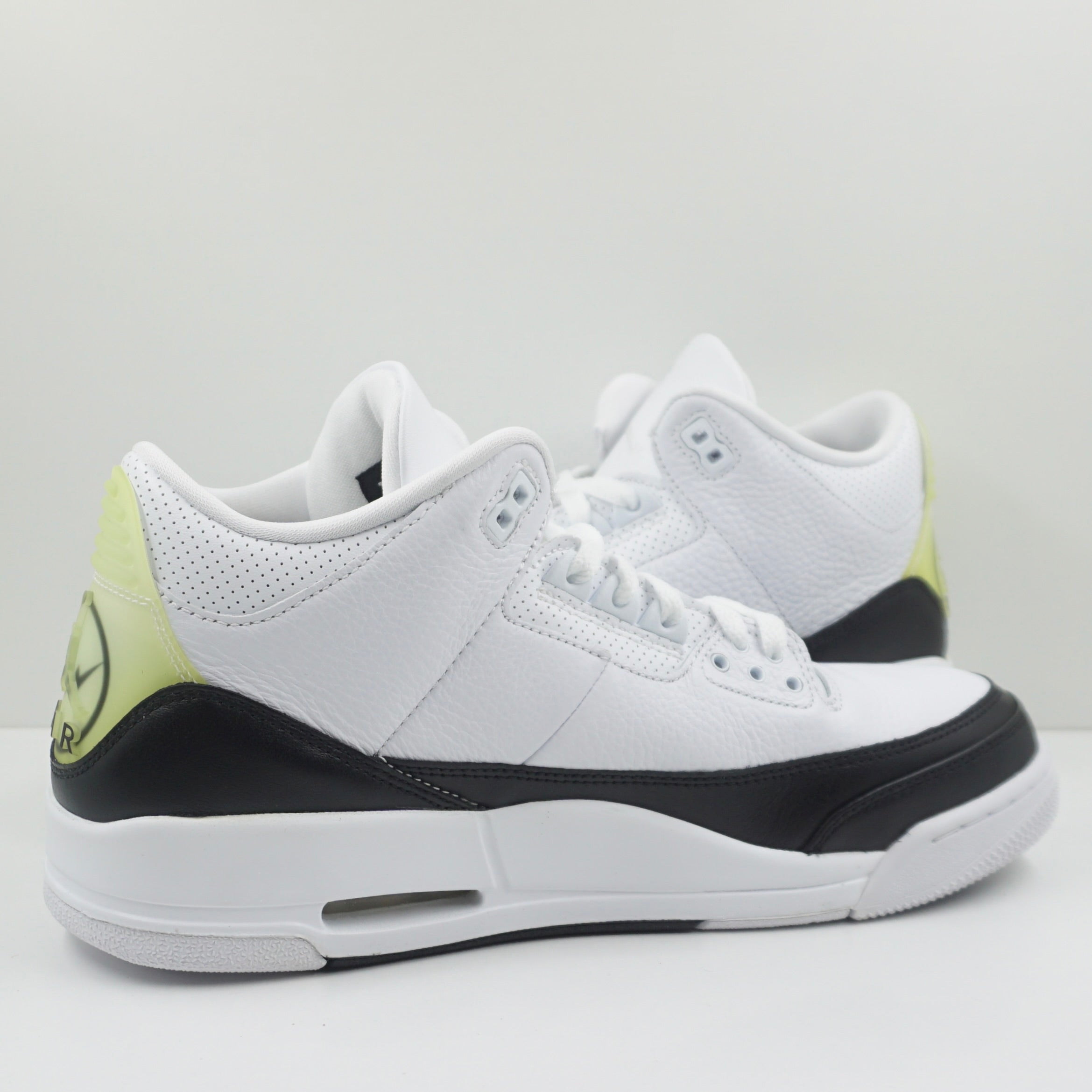 Jordan 3 Retro Fragment