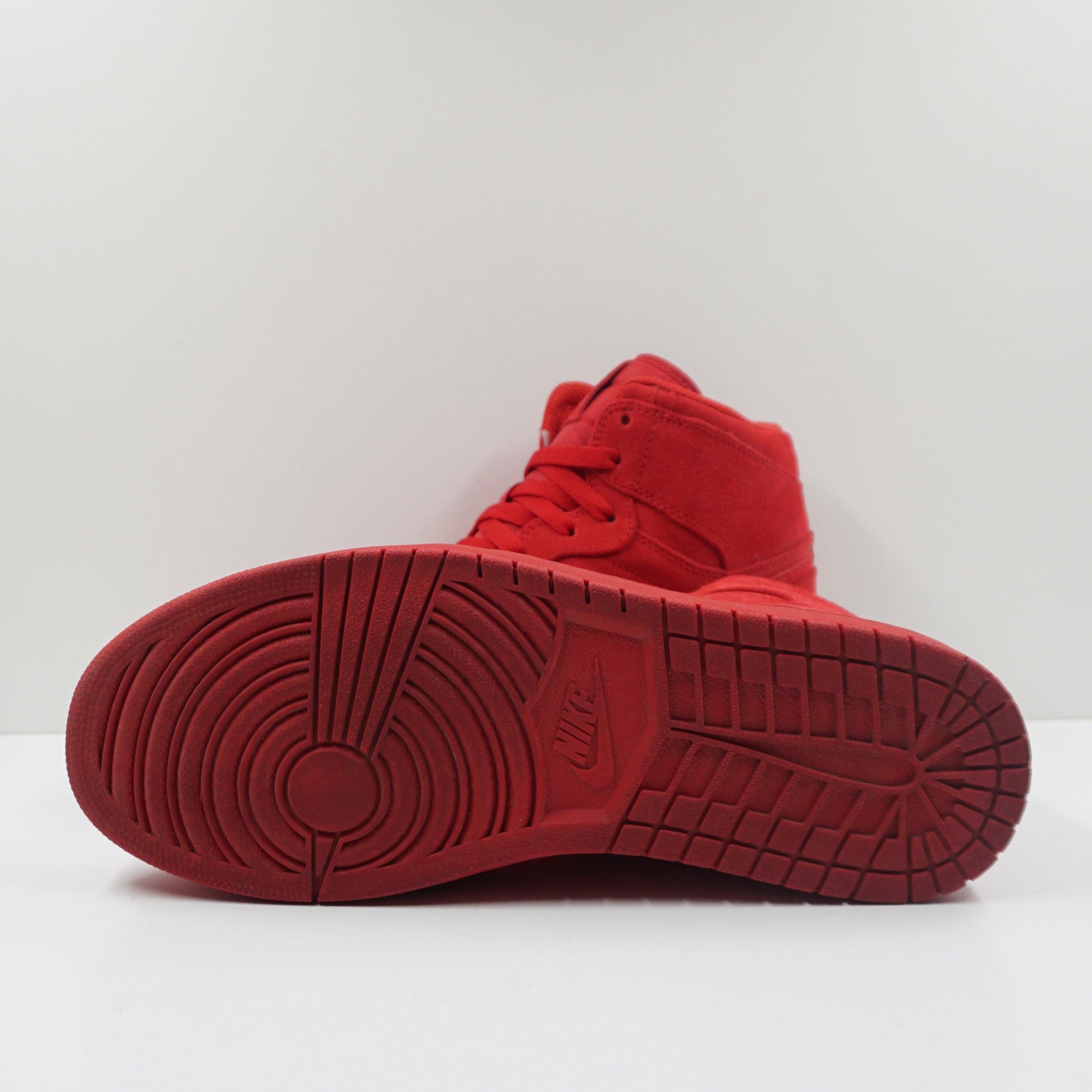 Jordan 1 Retro Red Suede