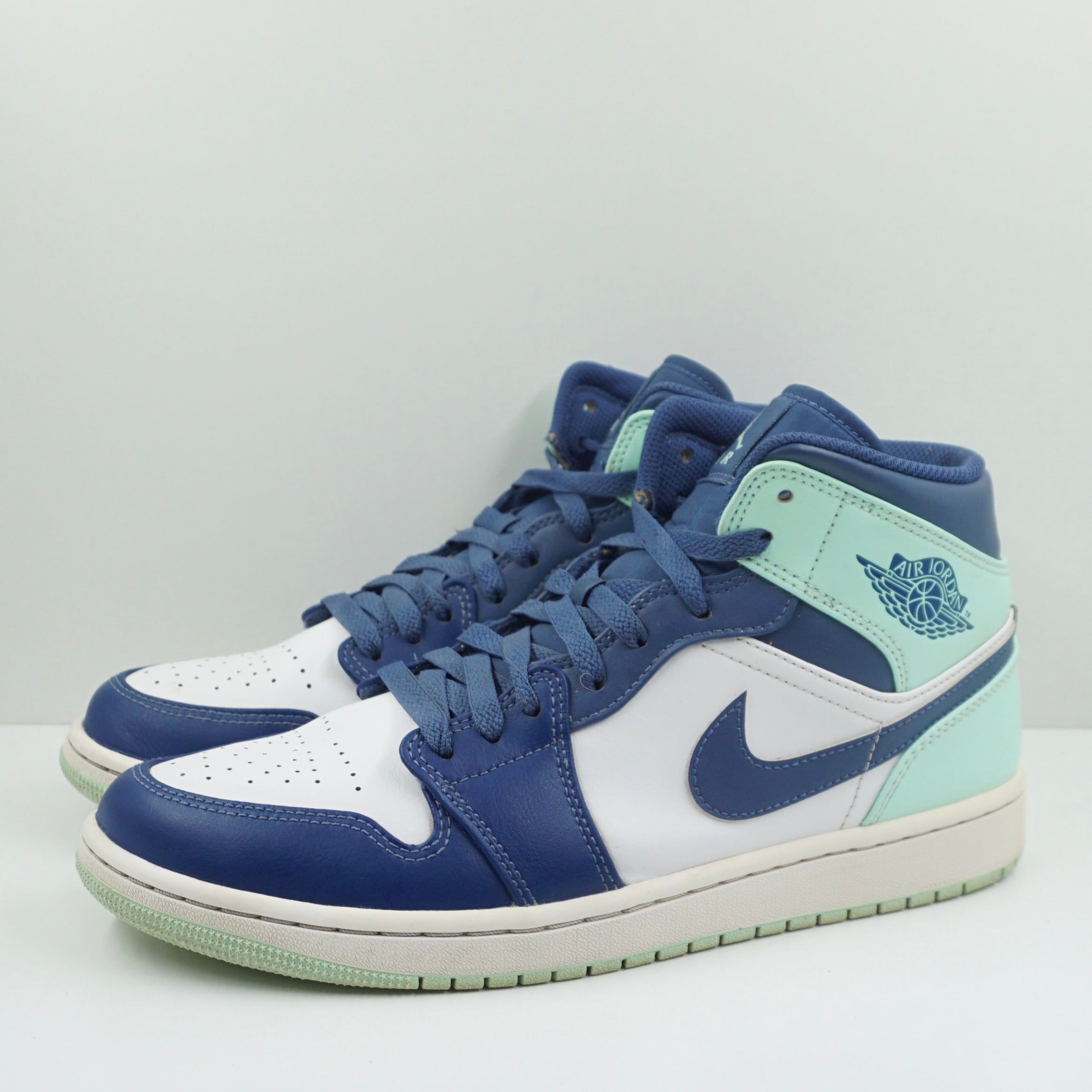 Jordan 1 Mid Mystic Navy Mint Foam