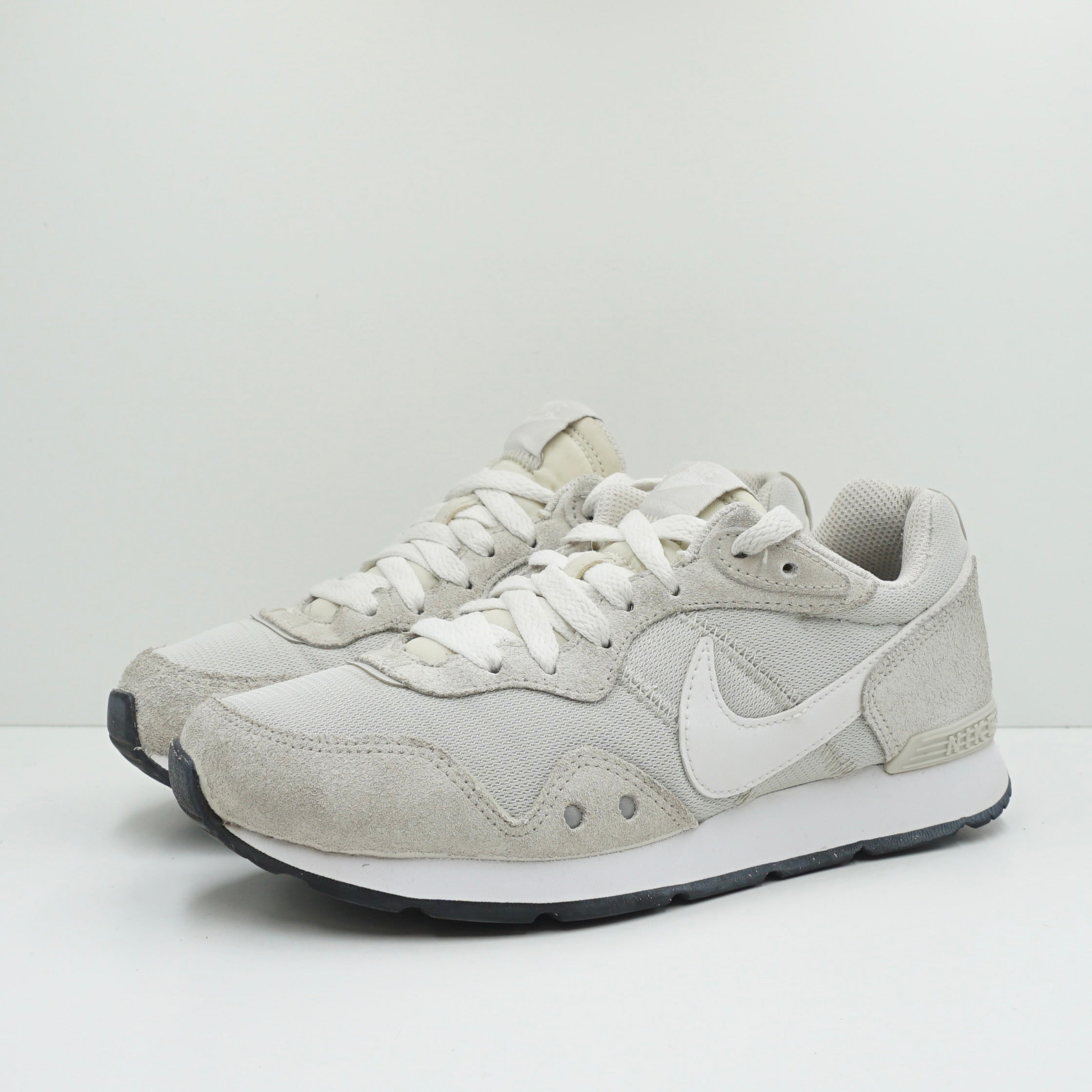Nike Venture Runner (W)