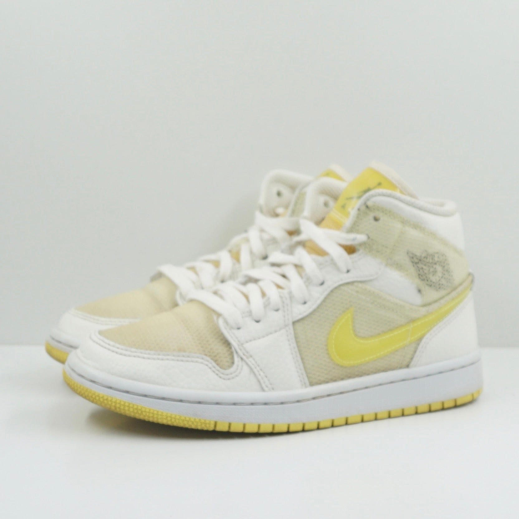 Jordan 1 Mid SE Voltage Yellow (W)