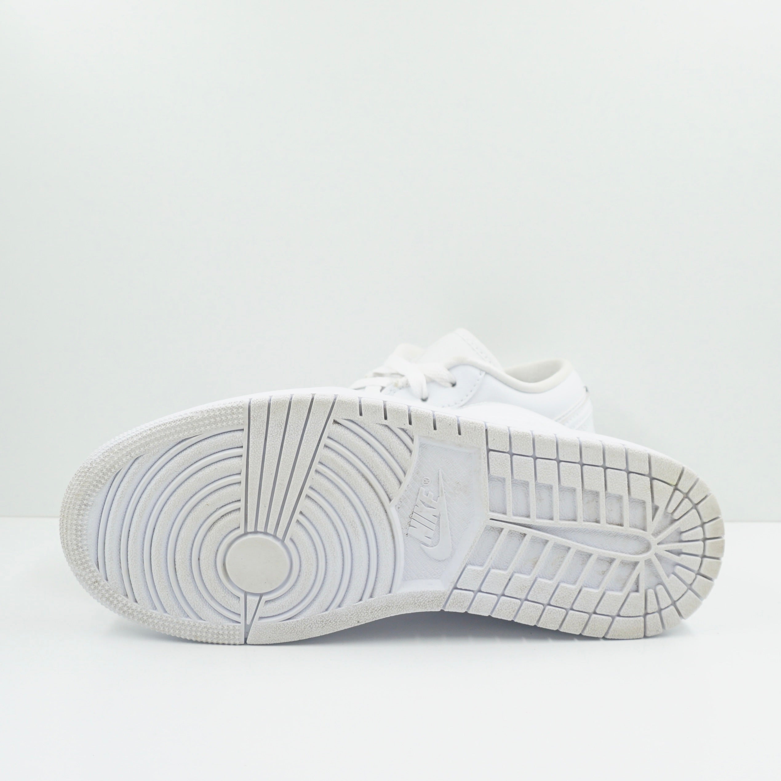 Jordan 1 Low Triple White (2022) (W)