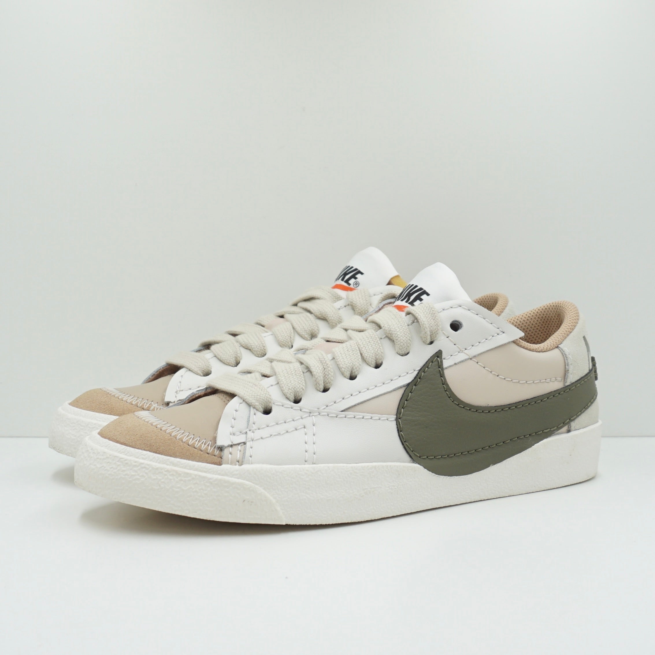 Nike Blazer Low 77 Jumbo Sanddrift Medium Olive (W)