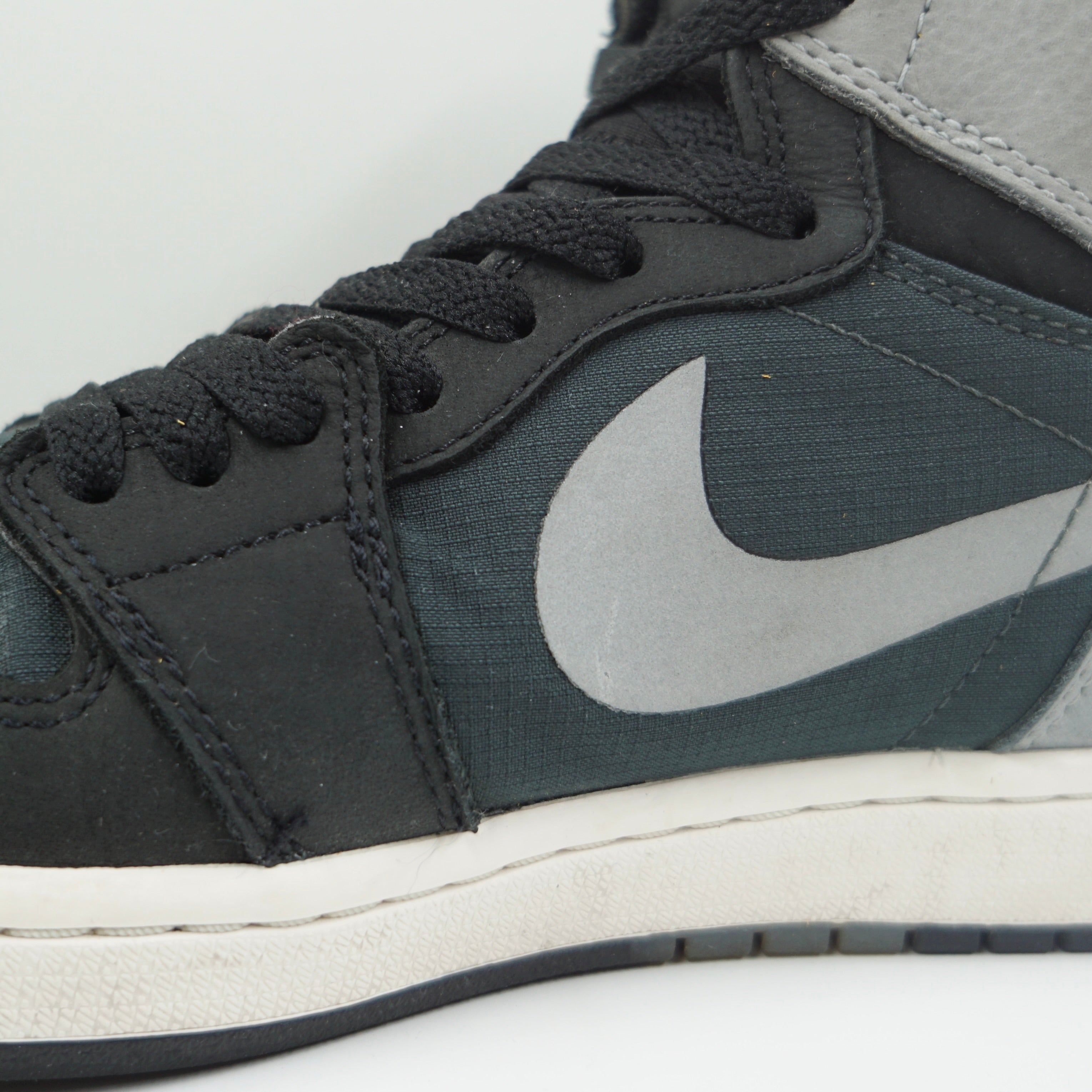 Jordan 1 Retro High Element Gore-Tex Black Particle Grey
