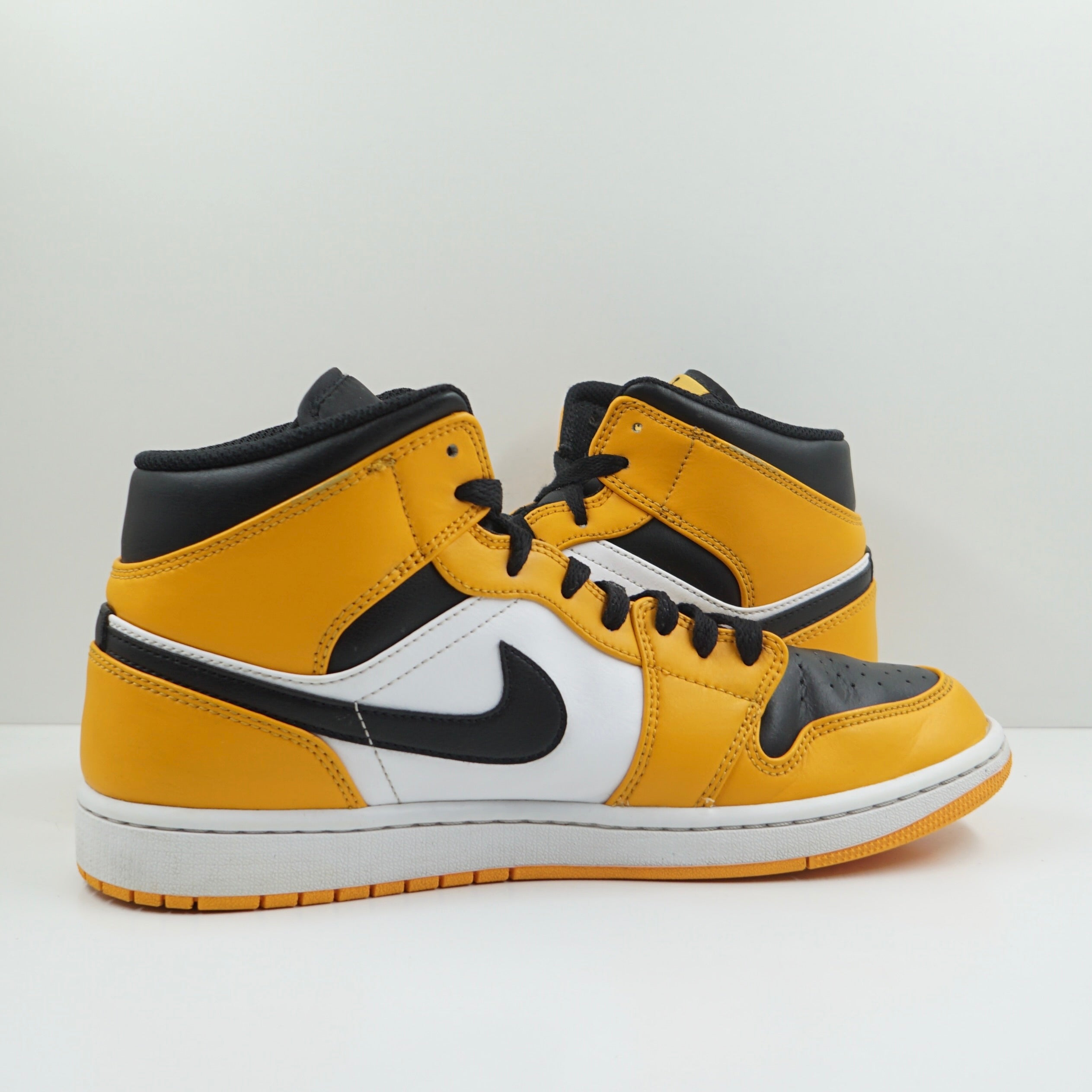 Jordan 1 Mid Taxi