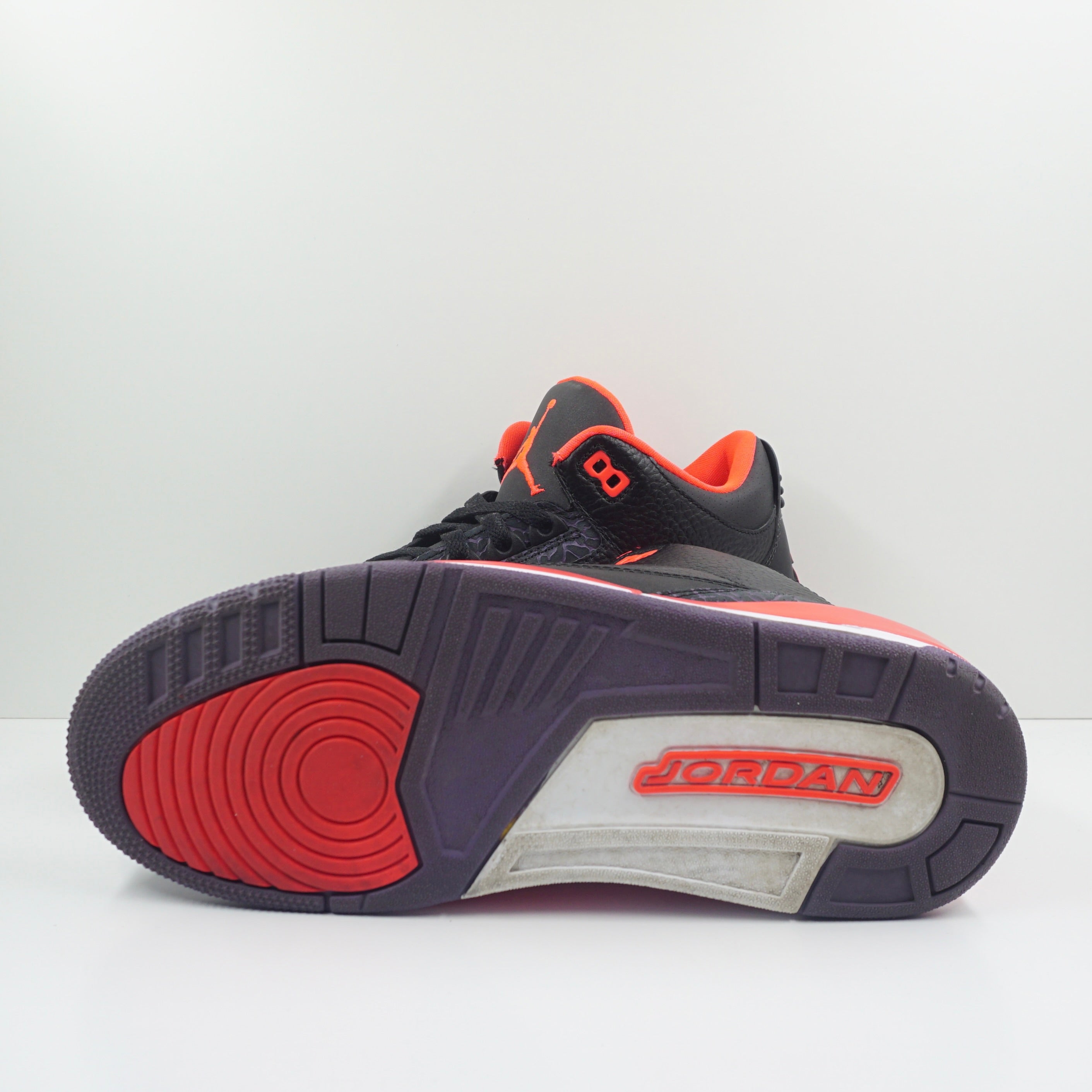 Jordan 3 Retro Crimson