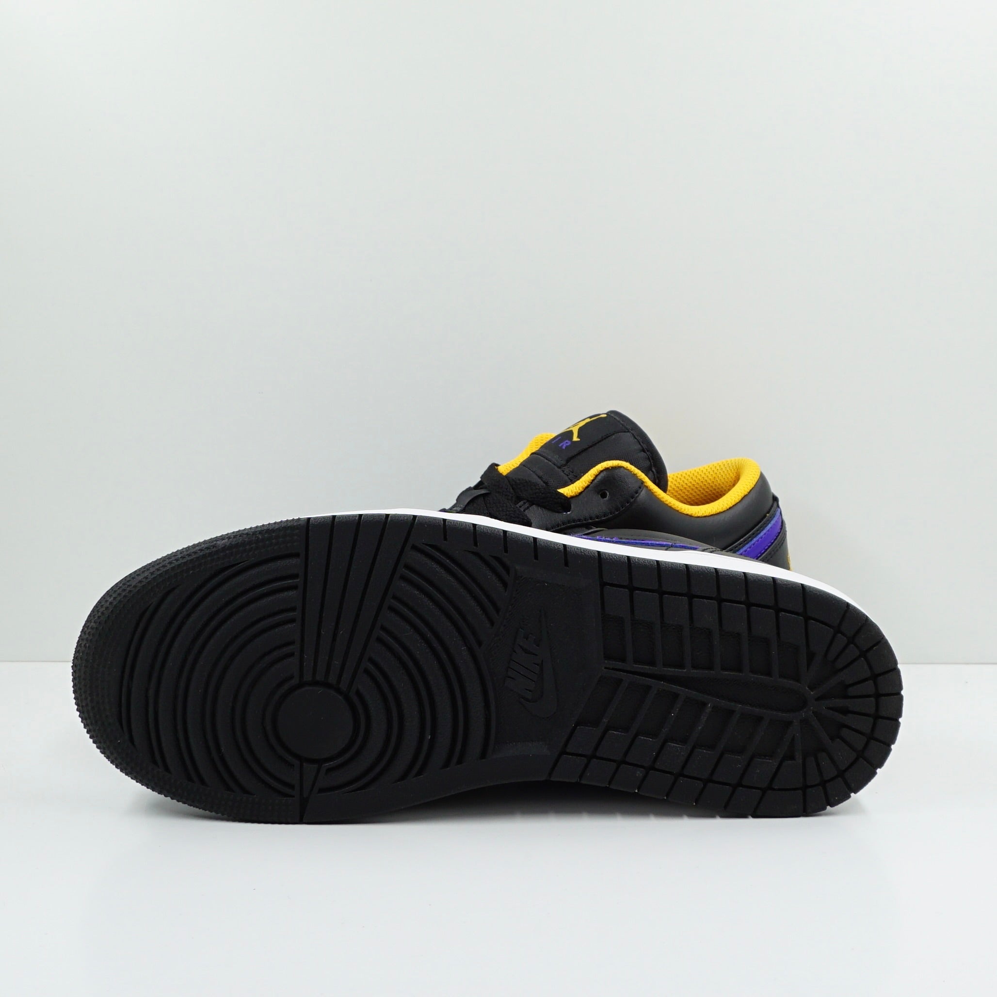 Jordan 1 Low Dark Concord
