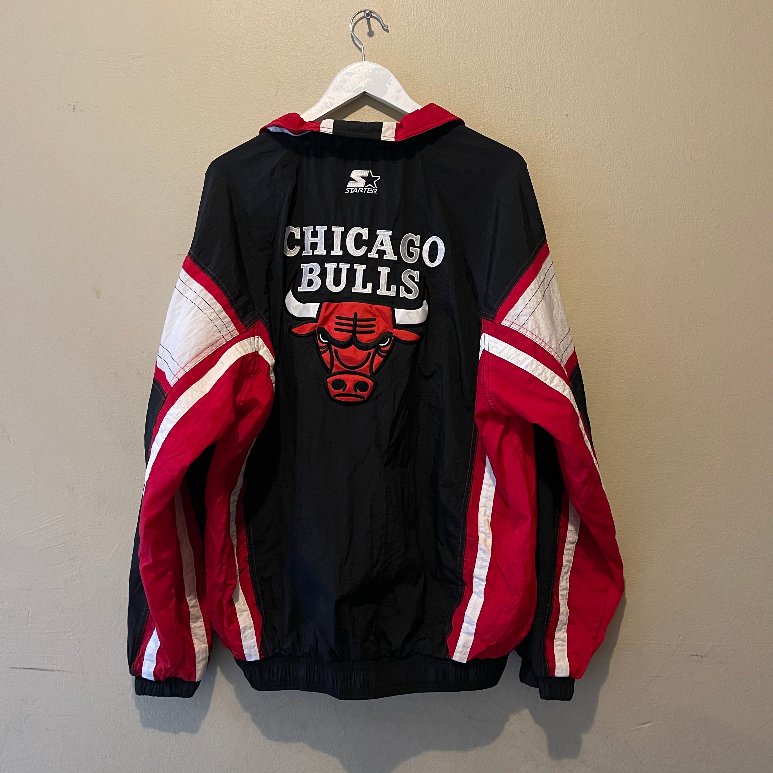 Starter Chicago Bulls Light Weight NBA Jacket