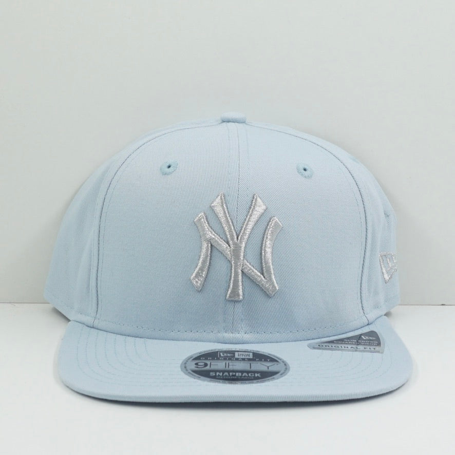 New Era New York Yankees Baby Blue Silver Snapback Cap