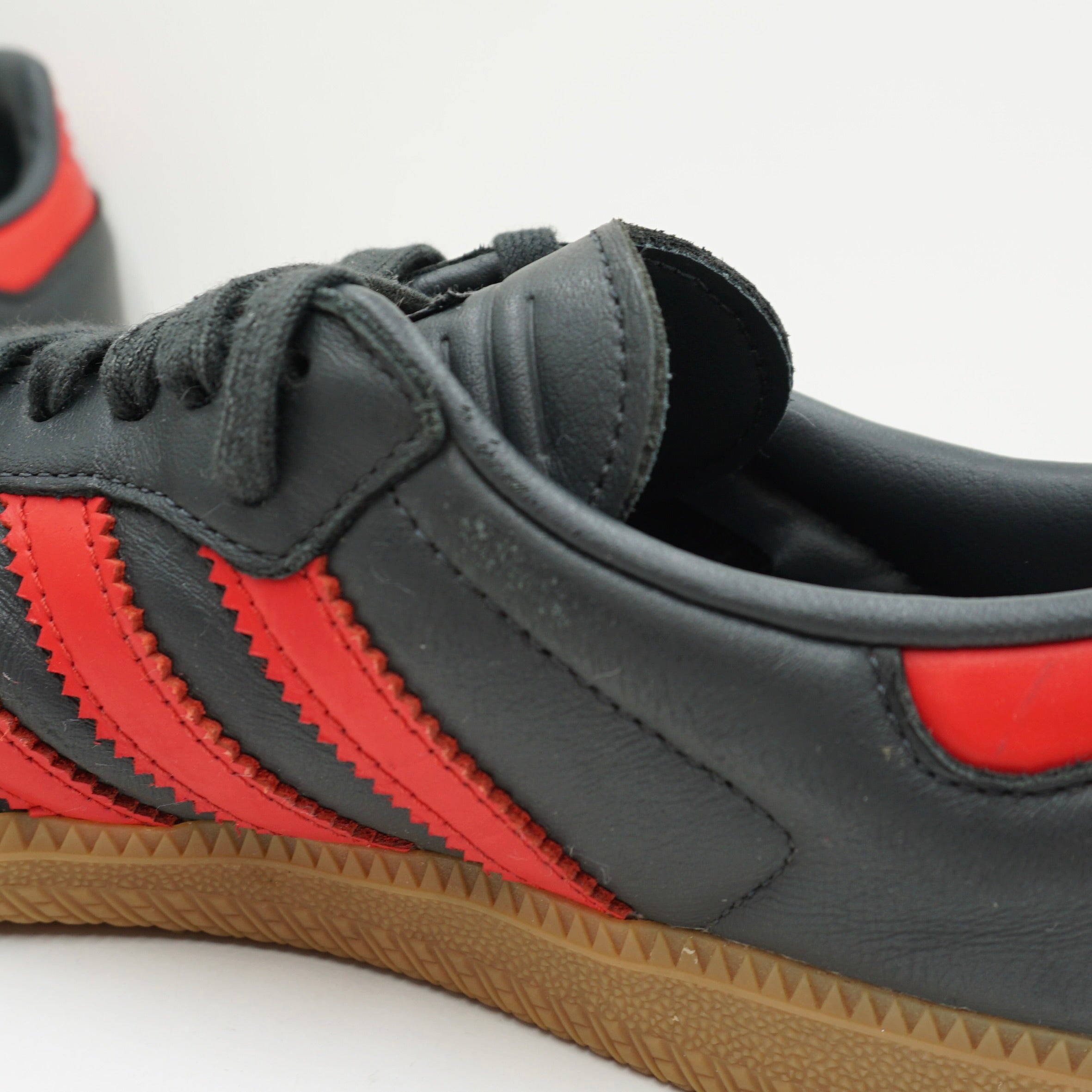 Adidas Samba OG Carbon Better Scarlet (ID)