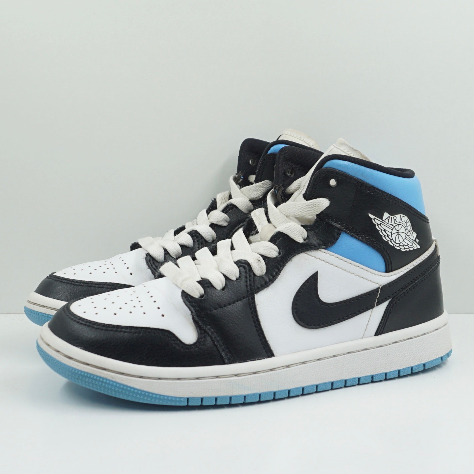 Jordan 1 Mid University Blue (W)