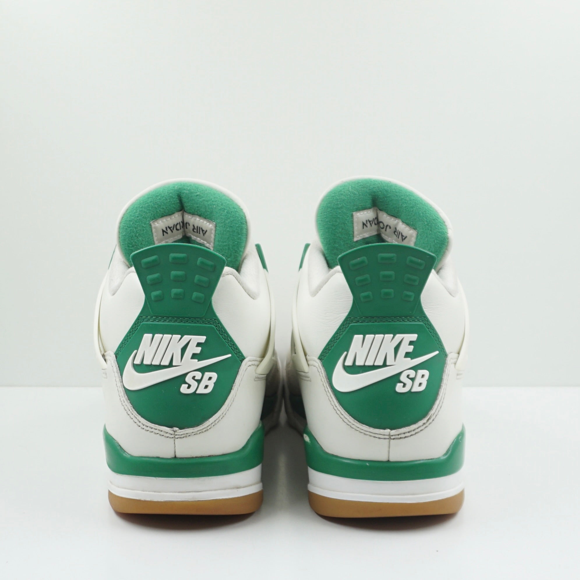 Jordan 4 Retro SB Pine Green