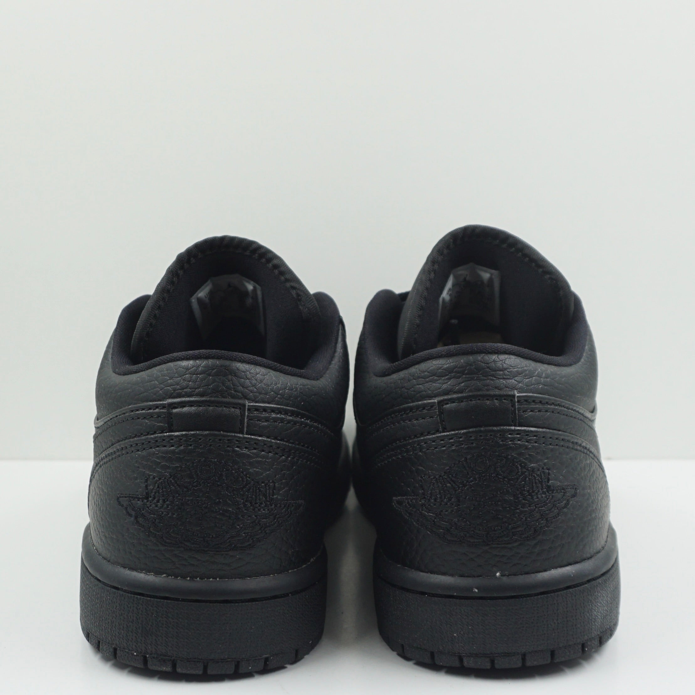 Jordan 1 Low Triple Black