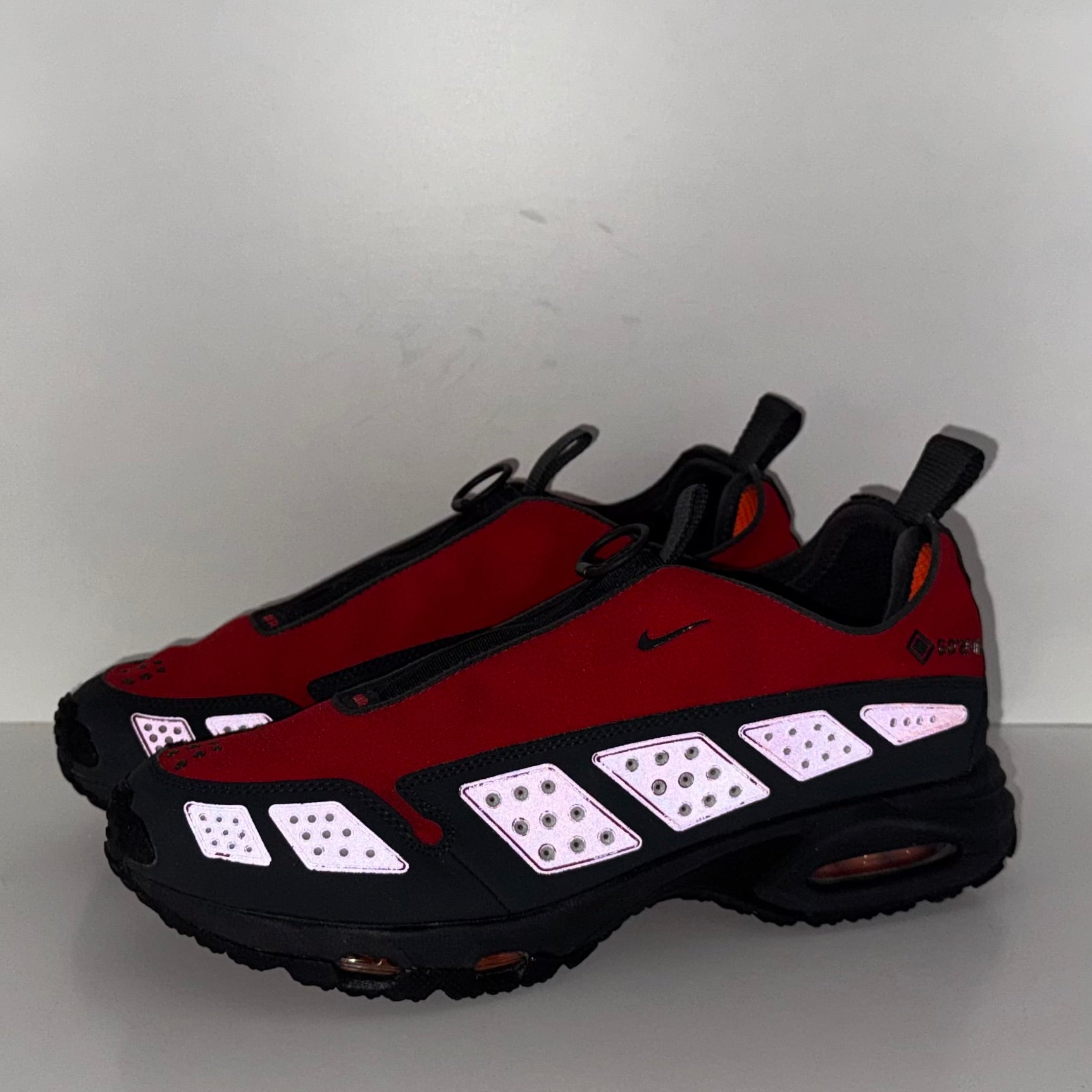 Nike Air Max Sunder Gore-Tex Hyper Crimson (W)