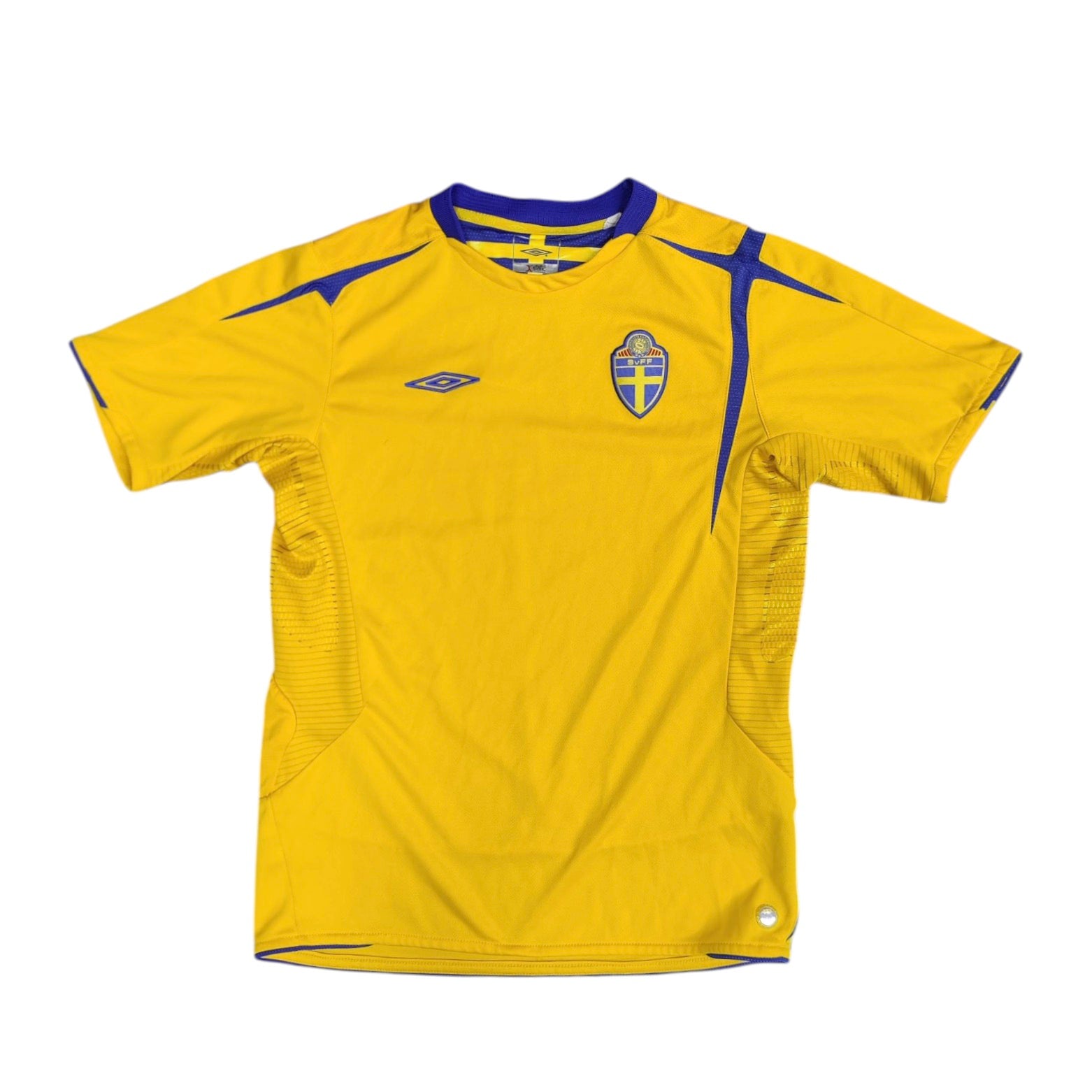 Umbro Sweden Home Football Jersey (Youth)