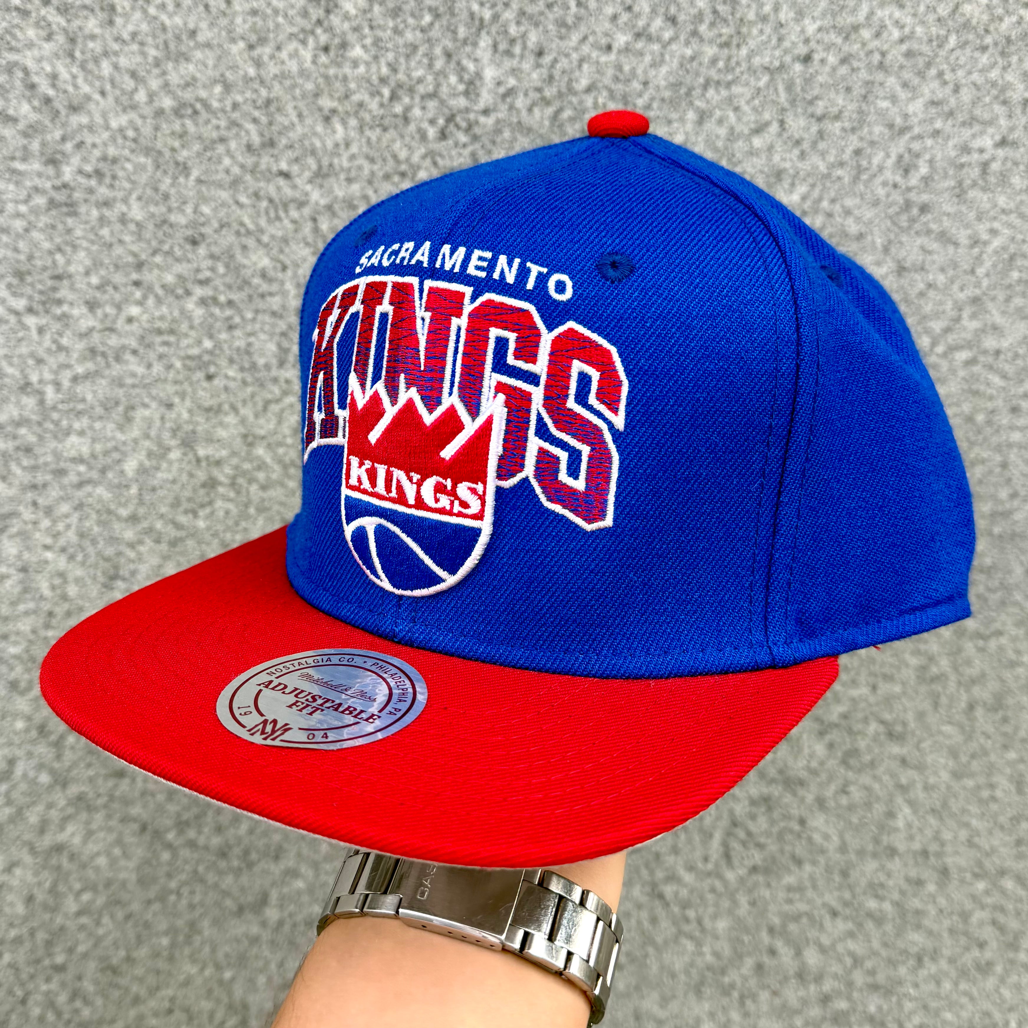 Mitchell & Ness Sacramento Kings Red Blue Snapback Cap