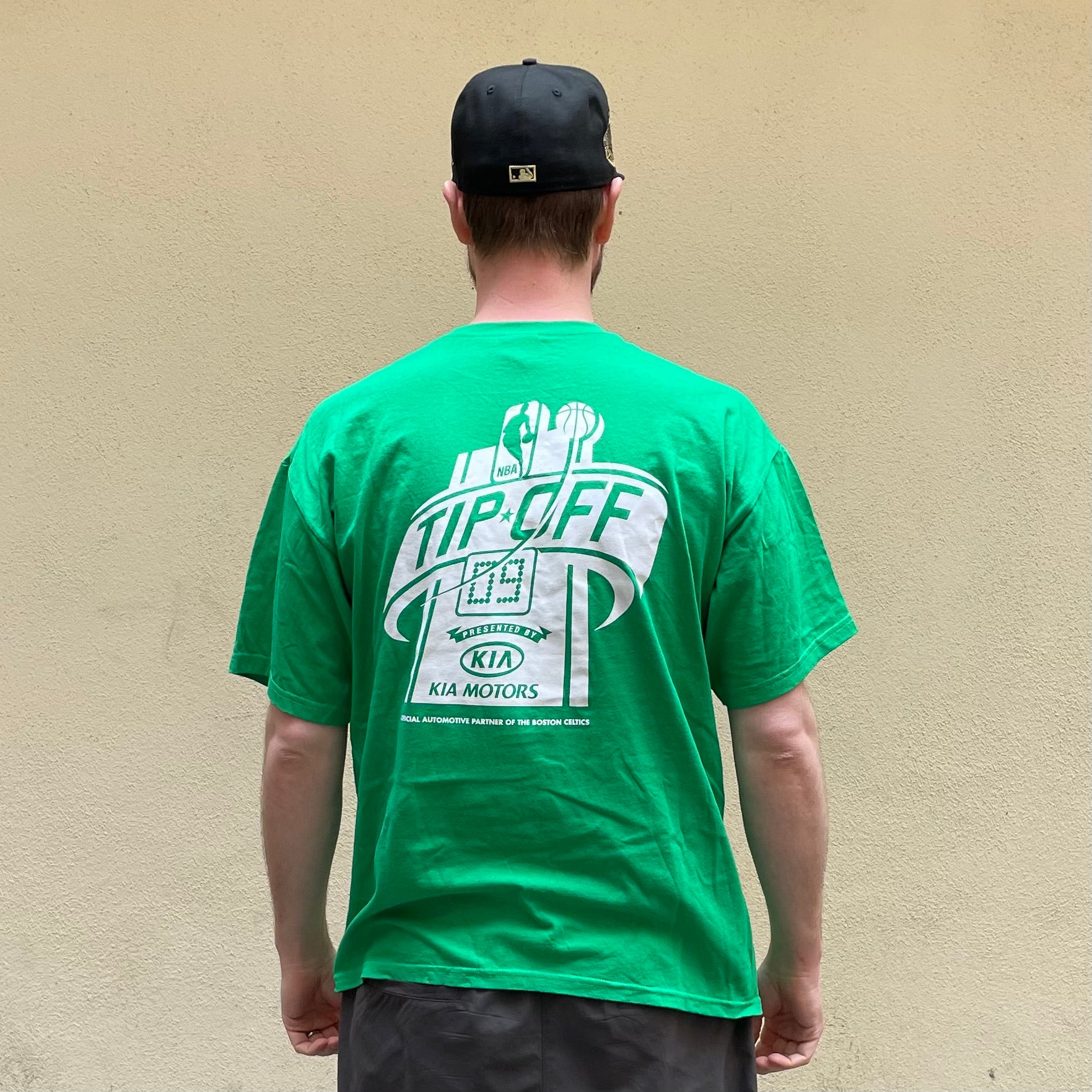 Gildan Boston Celtics Reloaded Tip Off Game Green Tshirt