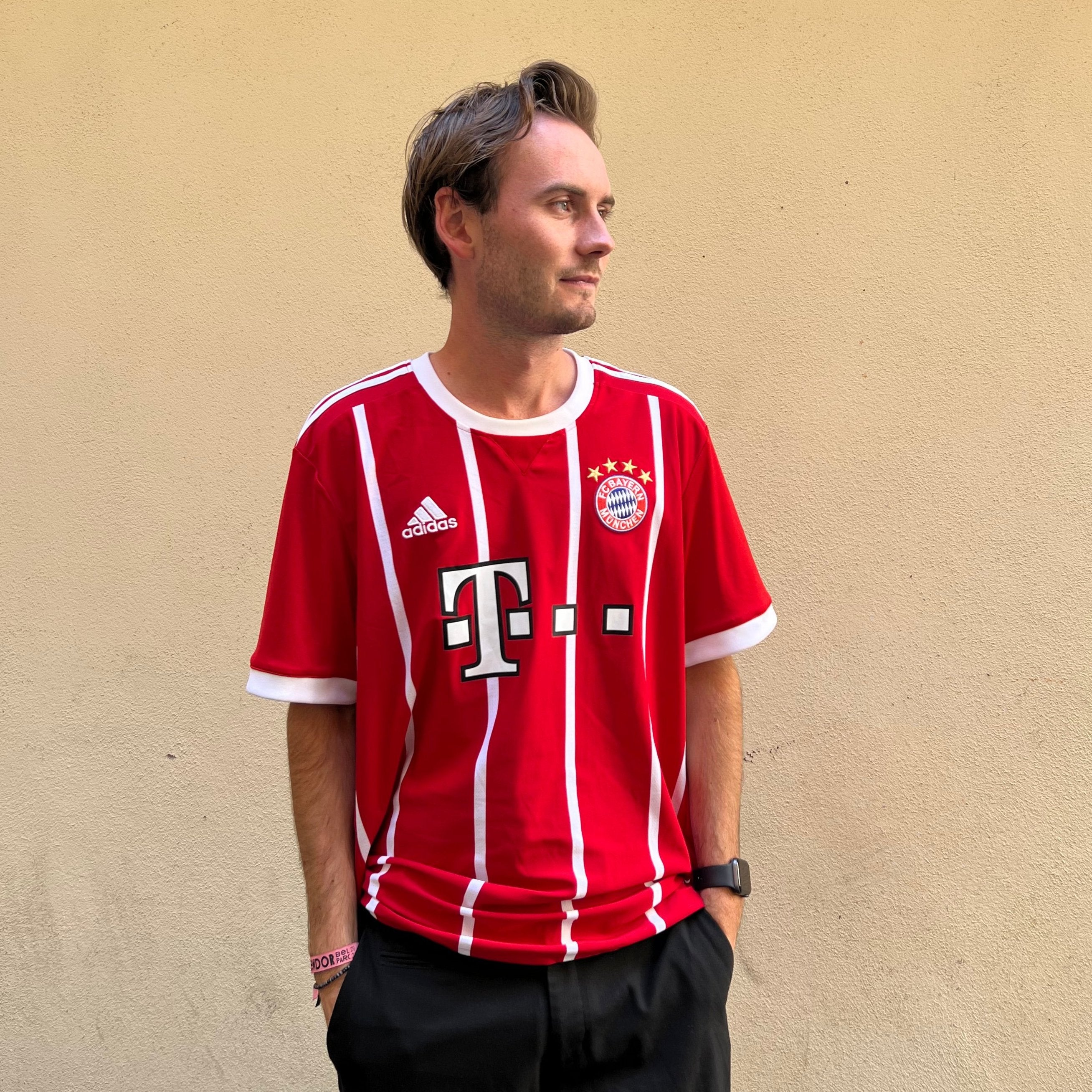 Adidas Bayern Munchen 2017/2018 #11 James Football Jersey