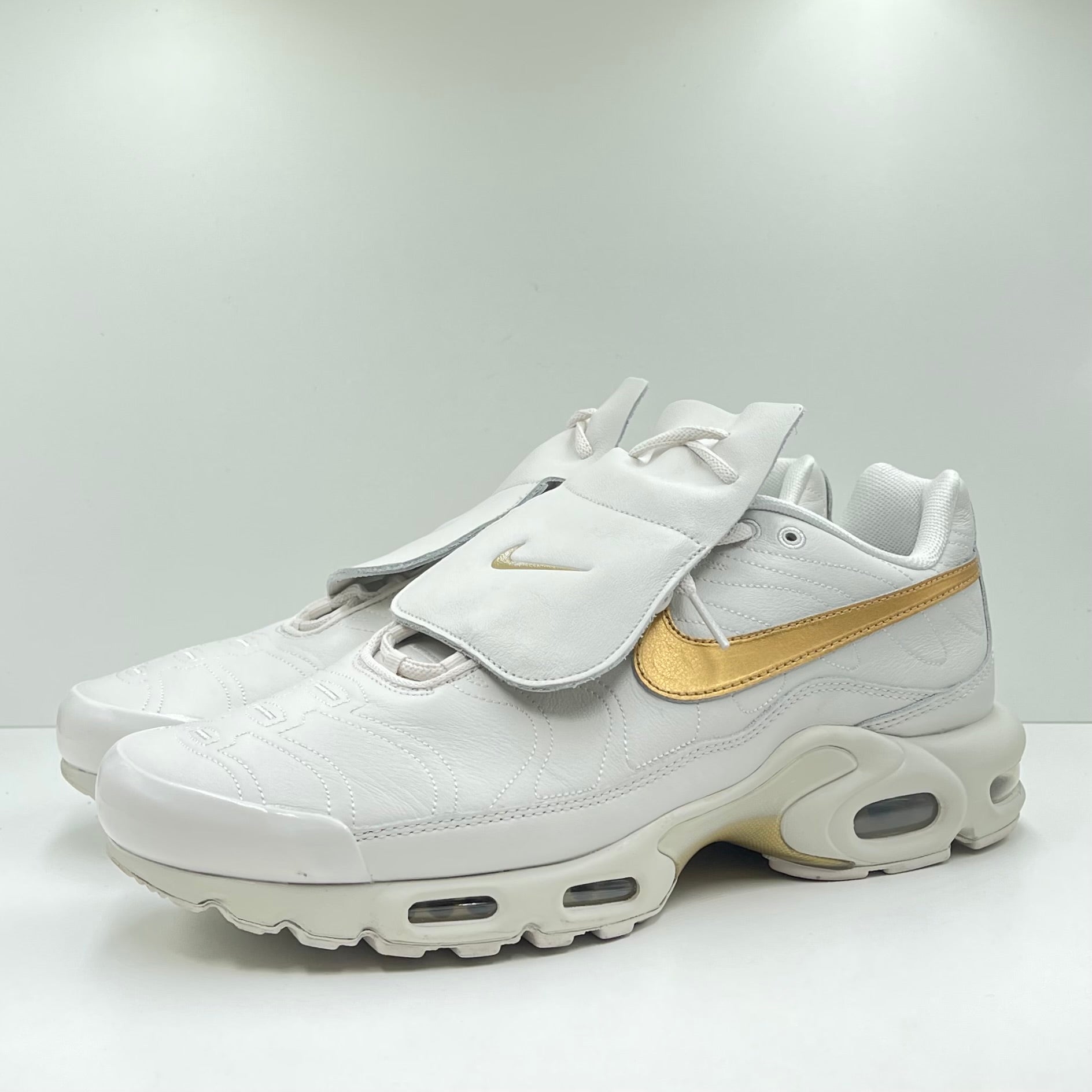 Nike Air Max Plus Tiempo Metallic Gold