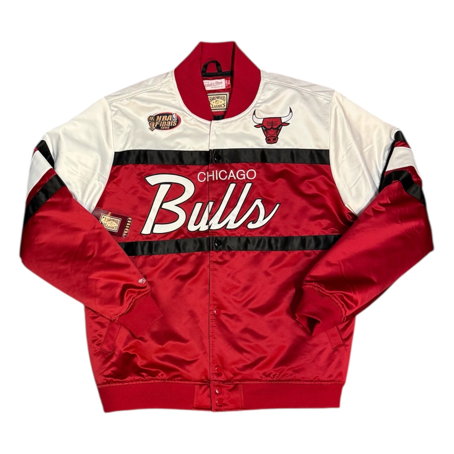 Mitchell & Ness Hardwood Classics Chicago Bulls Special Script Satin Jacket