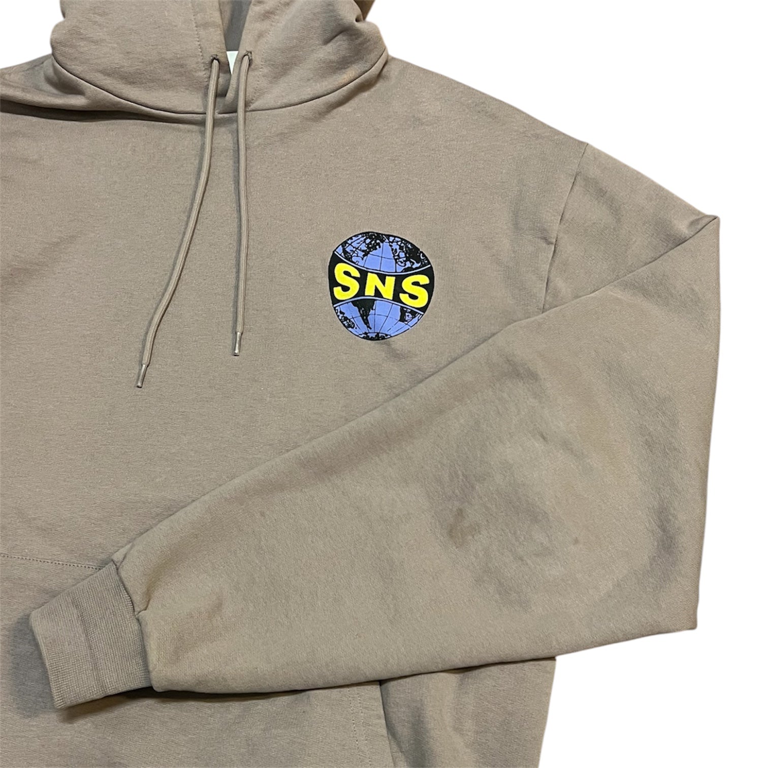 Sneakersnstuff Globe Beige Hoodie