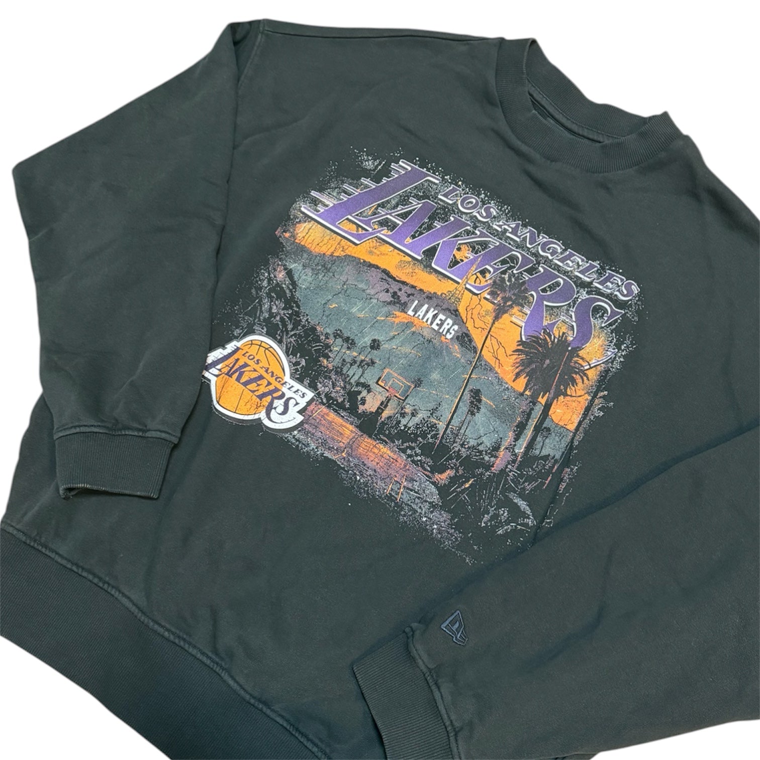 New Era Los Angeles Lakers Washed Black Sweatshirt