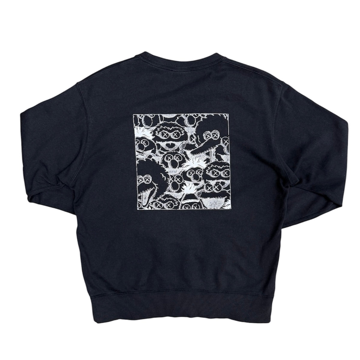 Uniqlo x KAWS x Sesame Street FW18 XX Sweatshirt