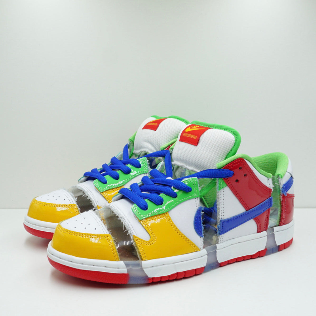 Nike SB Dunk Low Sandy Bodecker