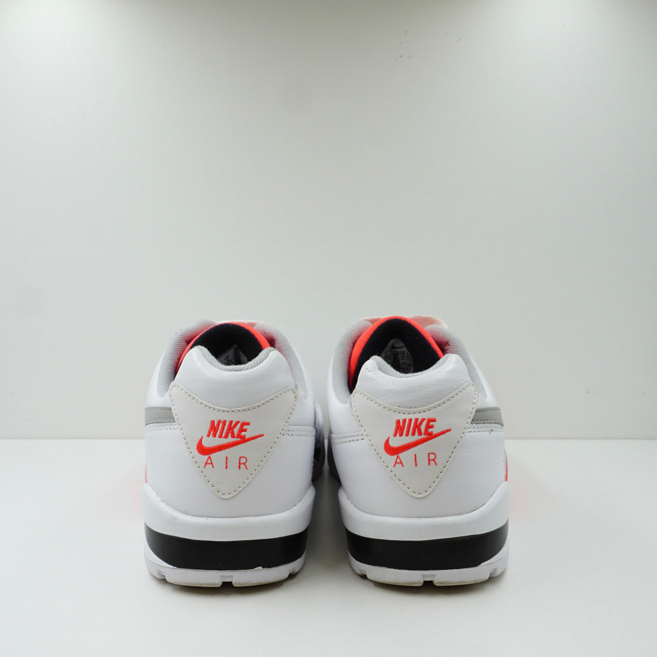 Nike Air Cross Trainer 3 Low Infrared