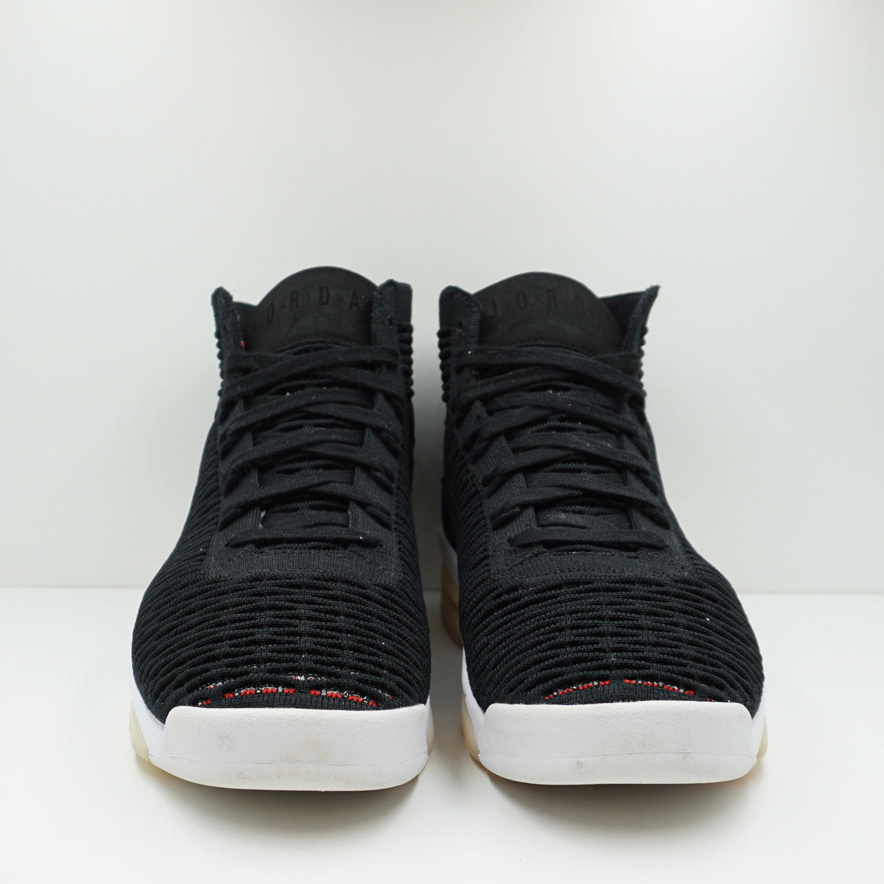 Jordan flyknit elevation sales 23 black and red