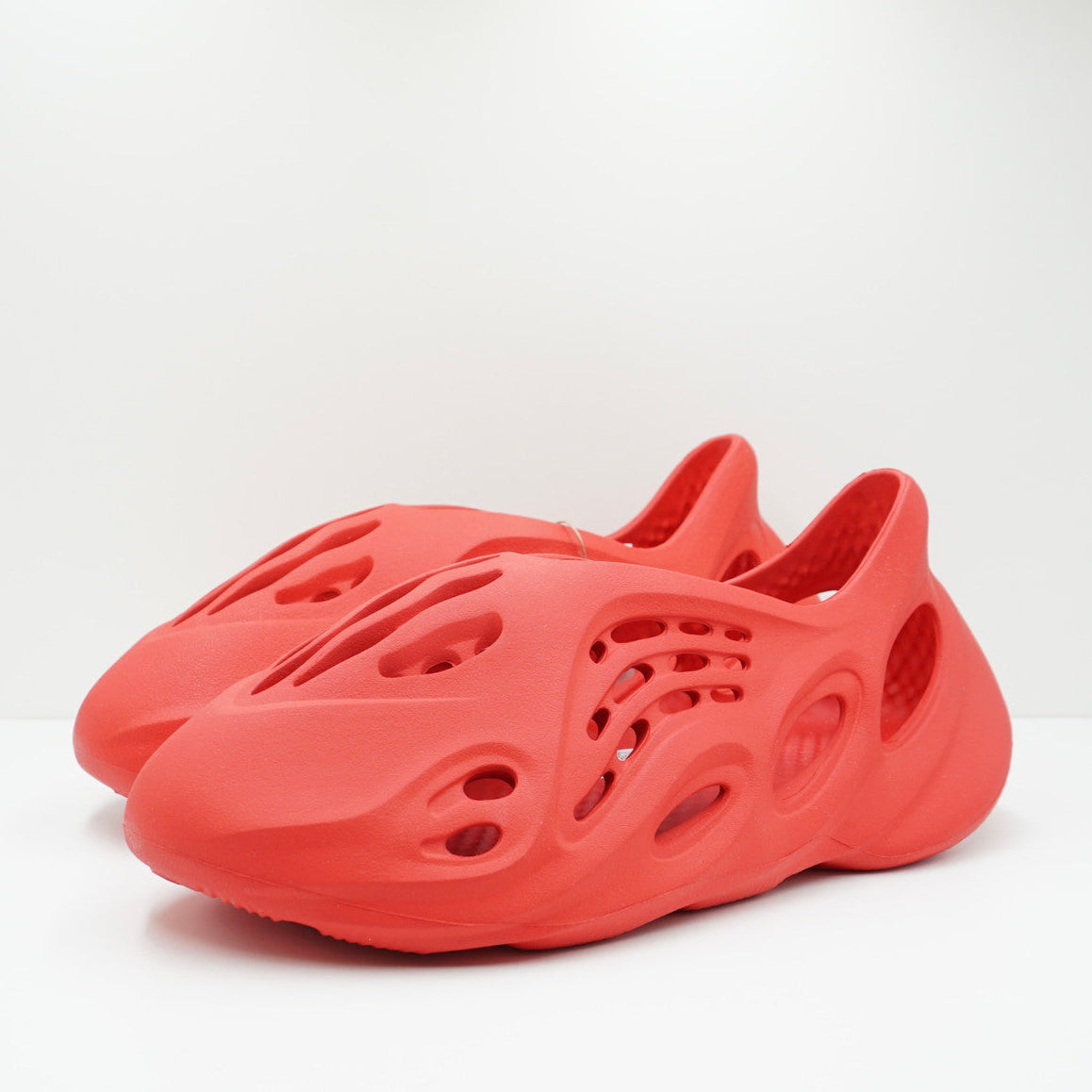 Adidas Yeezy Foam RNNR Vermillion