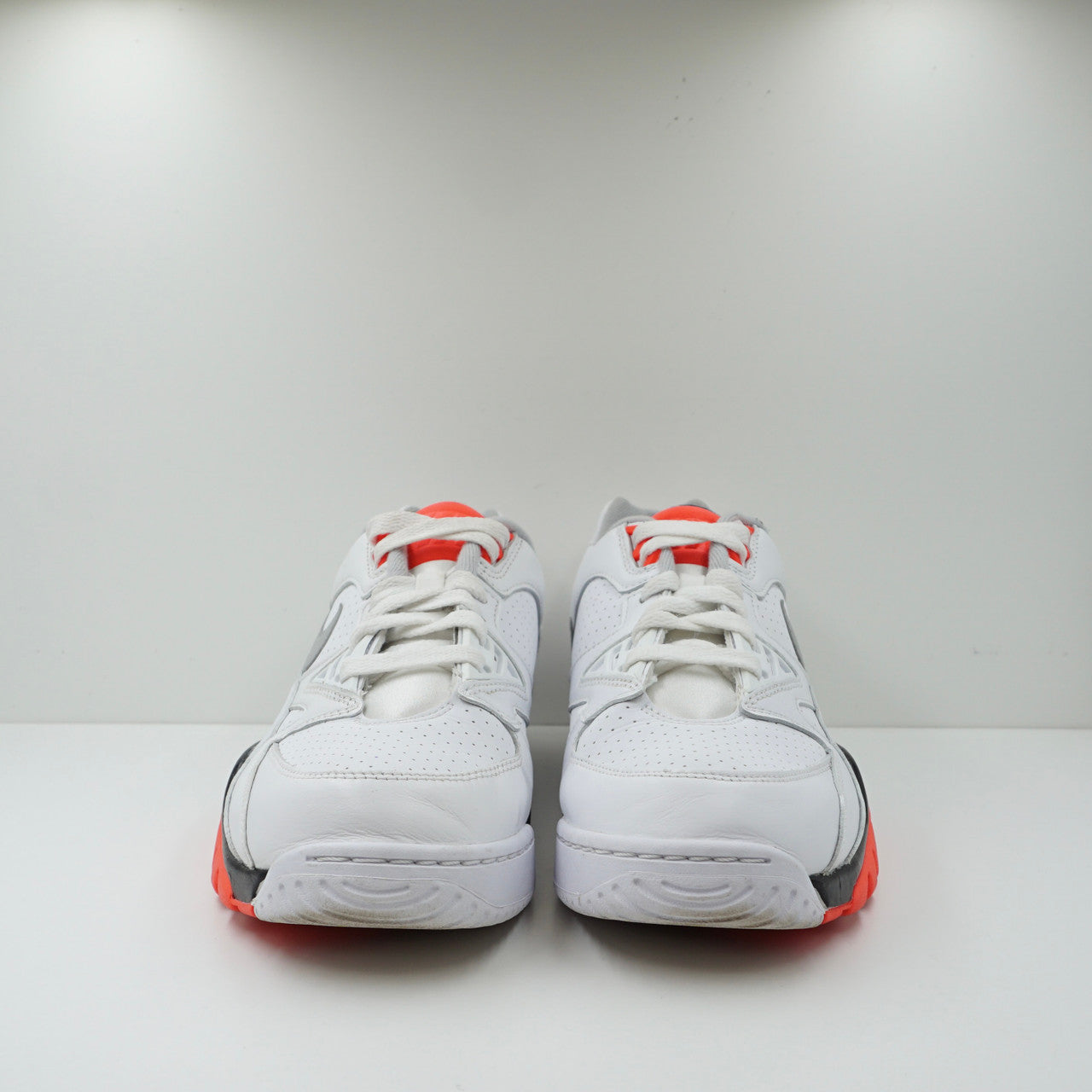 nike air trainer 3 infrared