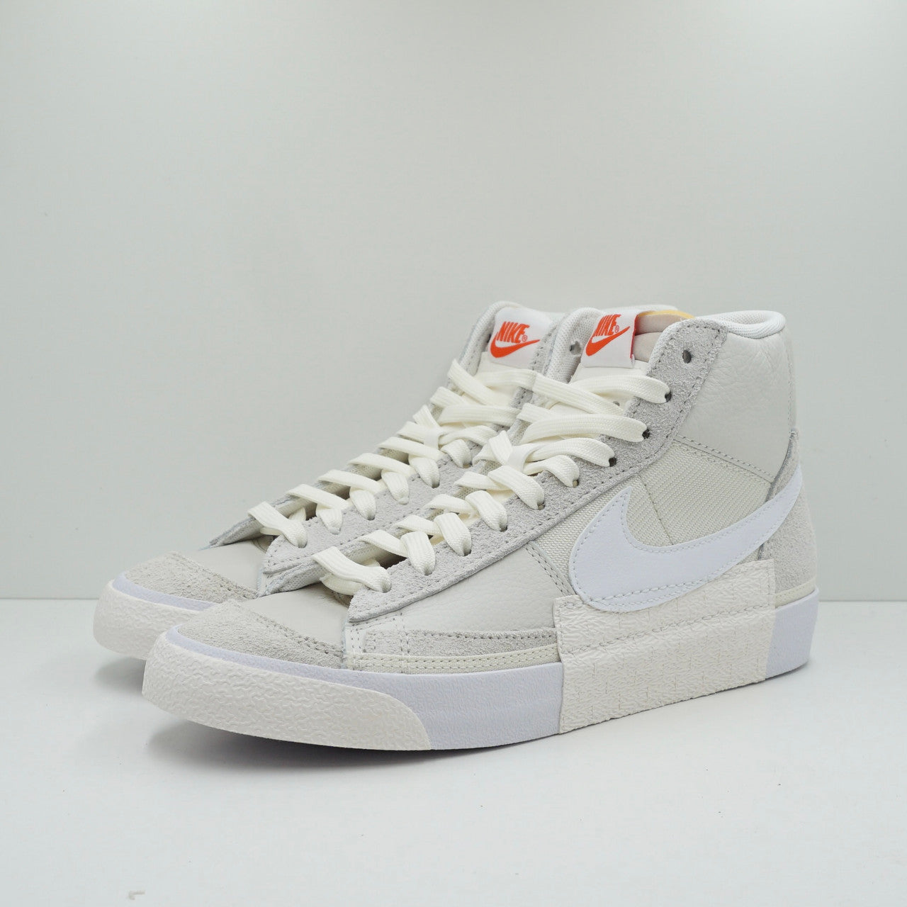 Nike Blazer Mid Pro Club Remastered Light Bone