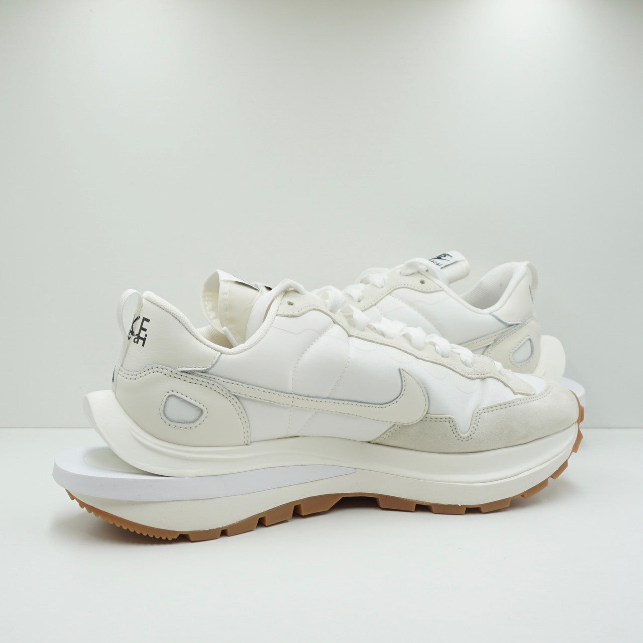 Nike Vaporwaffle Sacai Sail Gum