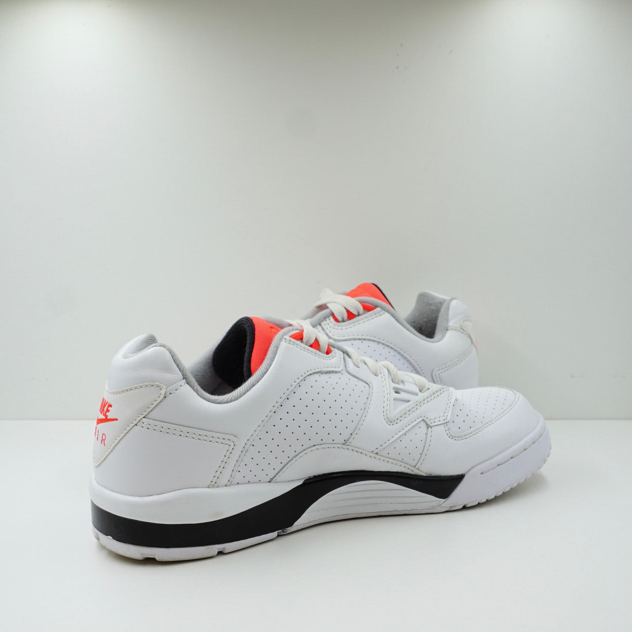 Nike Air Cross Trainer 3 Low Infrared
