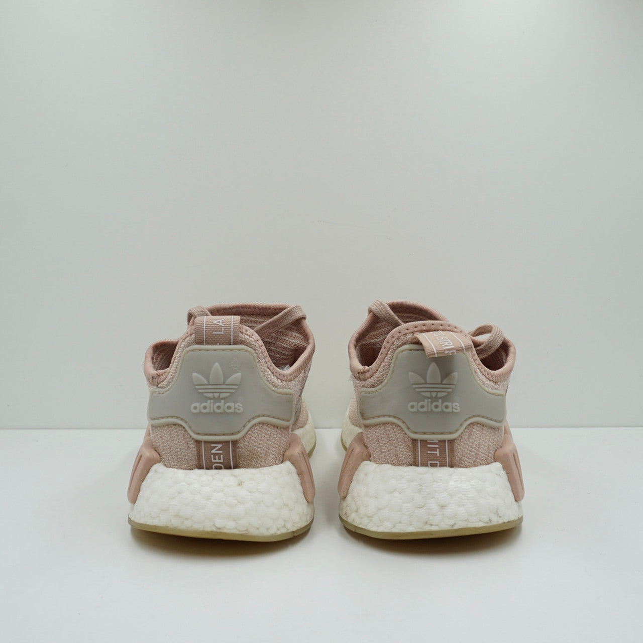 Adidas nmd hotsell ash pearl