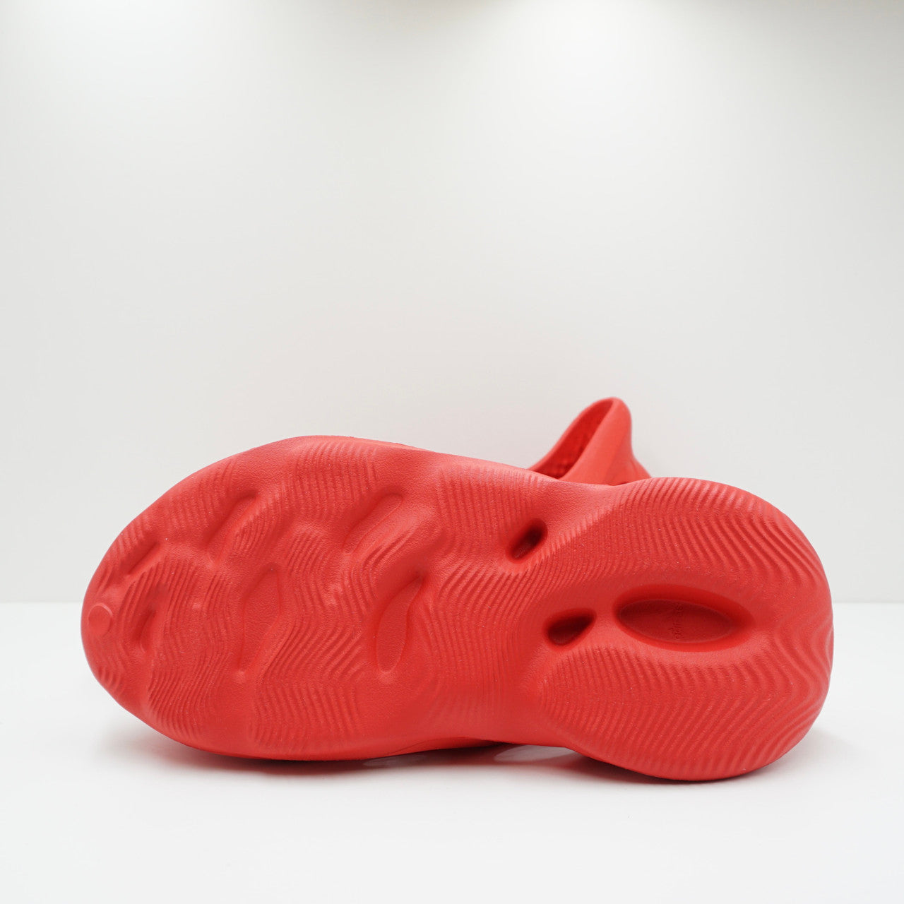 Adidas Yeezy Foam RNNR Vermillion