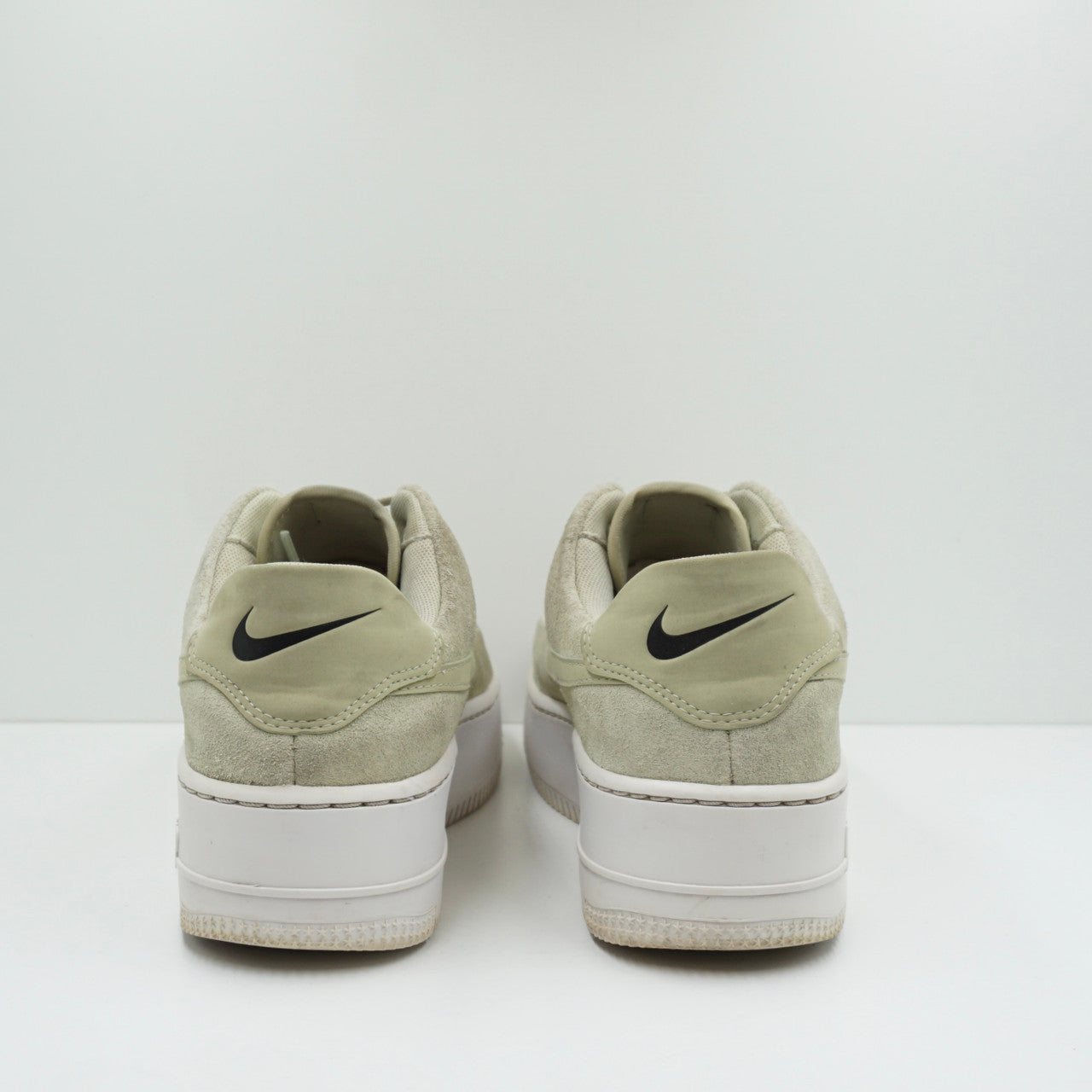 Nike Air Force 1 Sage Low Olive Aura (W)