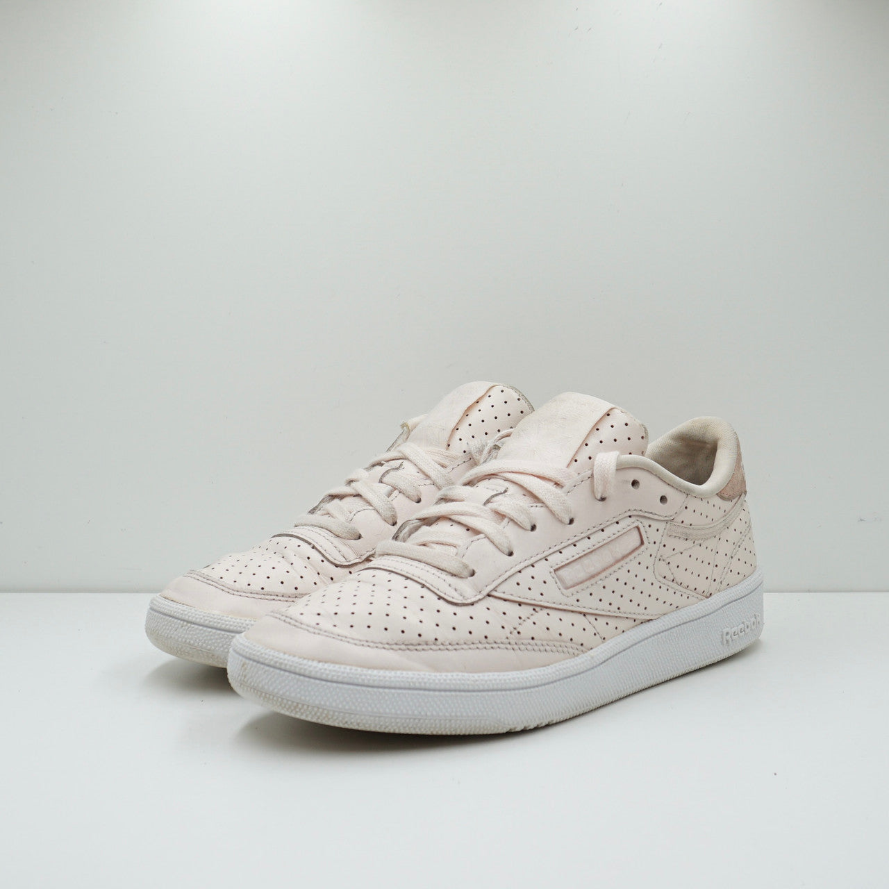 Reebok club c 2025 85 popped perf