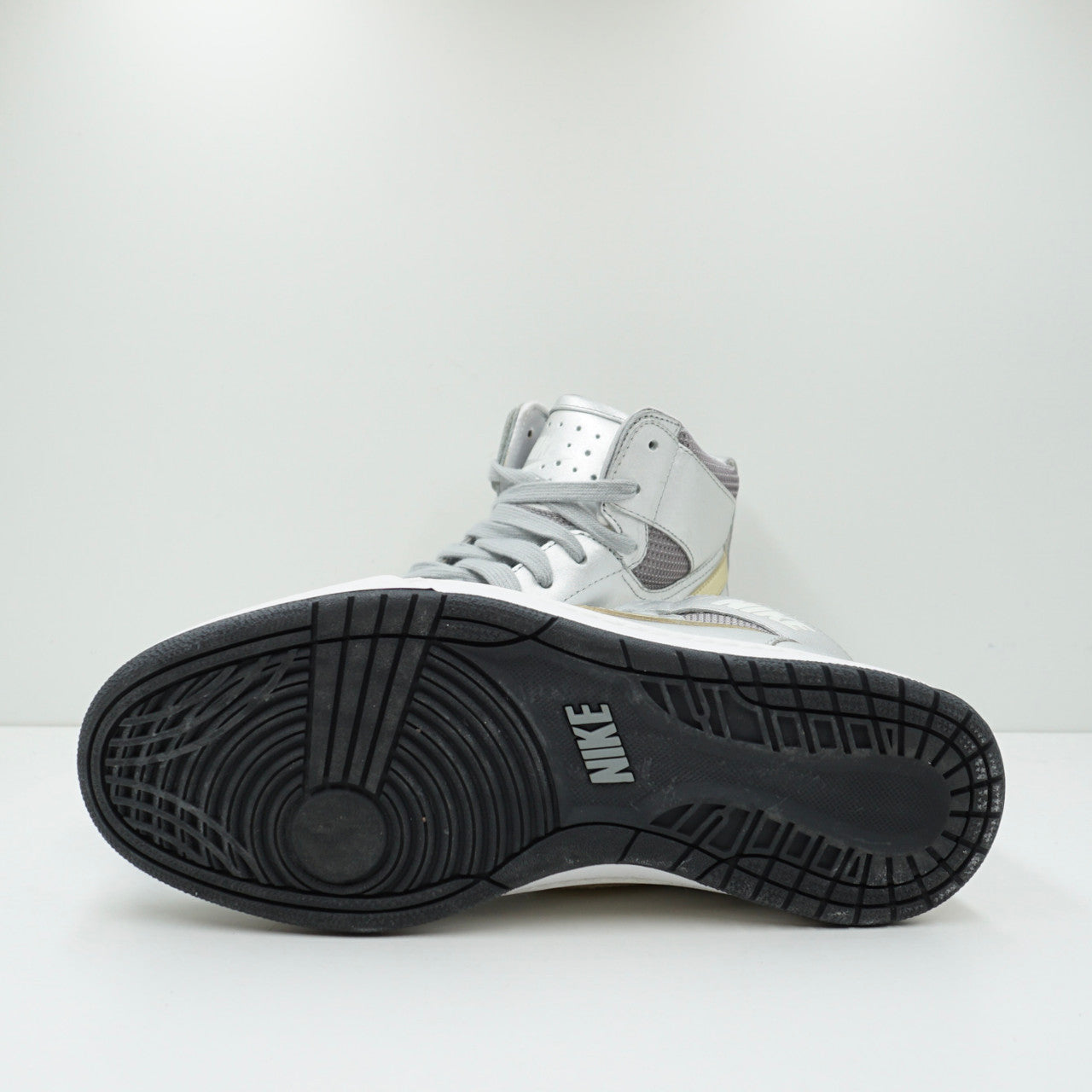 Nike Air Royalty High Silver