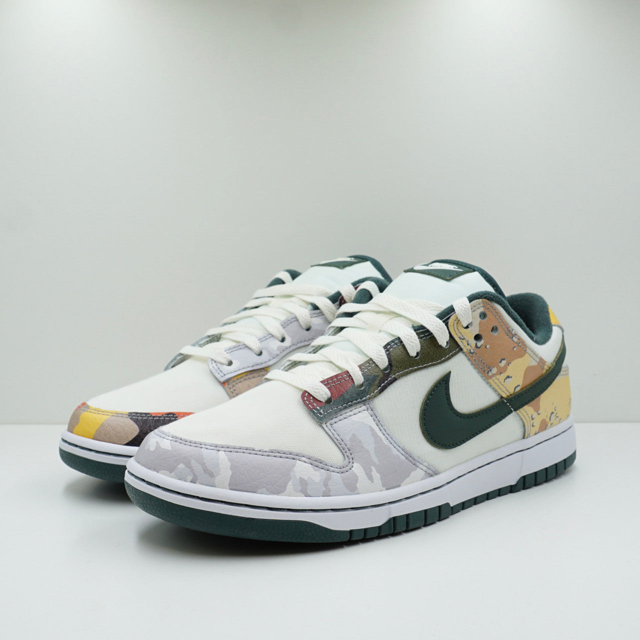 Nike Dunk Low SE Sail Multi-Camo