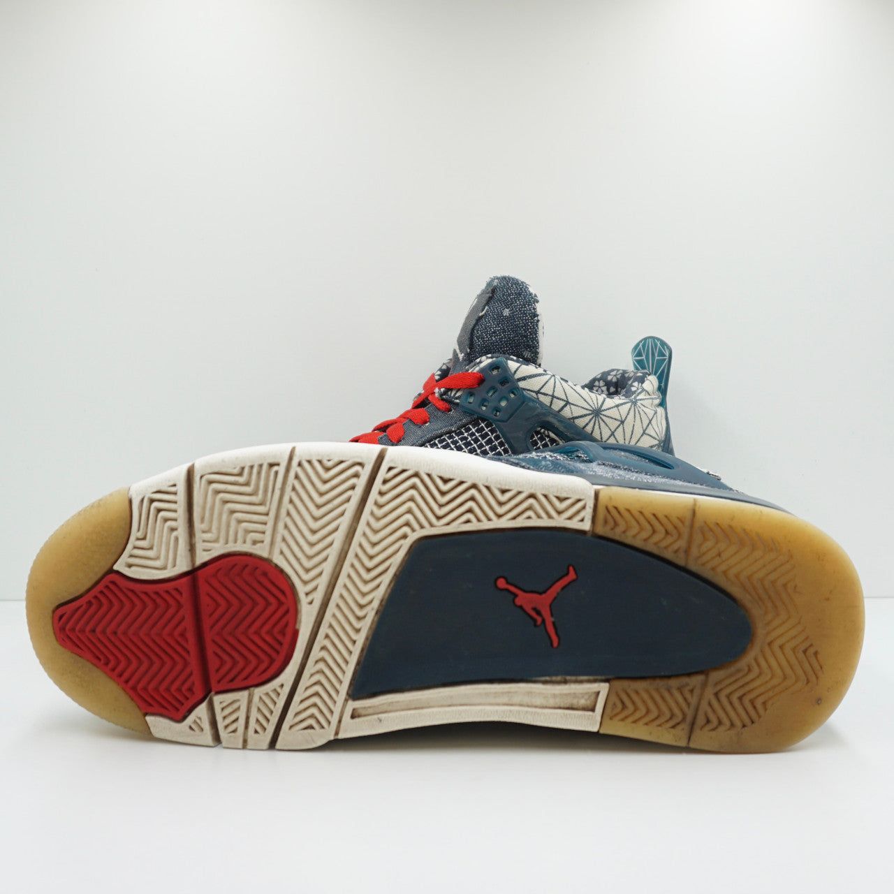 Jordan 4 Retro SE Sashiko