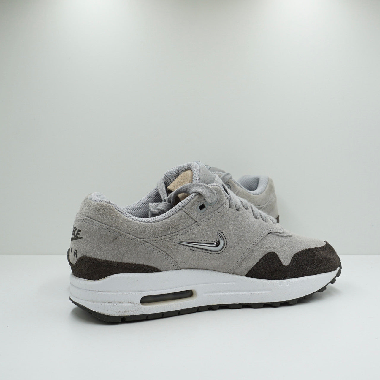 Jewel Wolf Air Max Premium Wolf Grey Nike Air Max Jewel Wolf Grey (W)