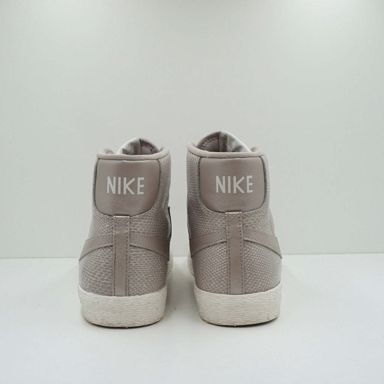 Nike Blazer Mid Beige (W)