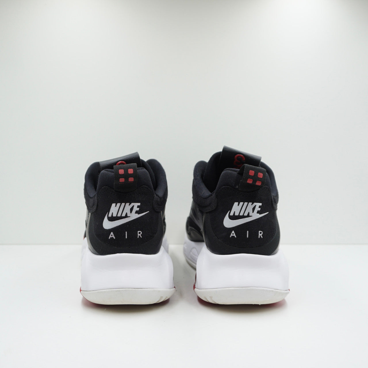 Jordan Max 200 Black Gym Red