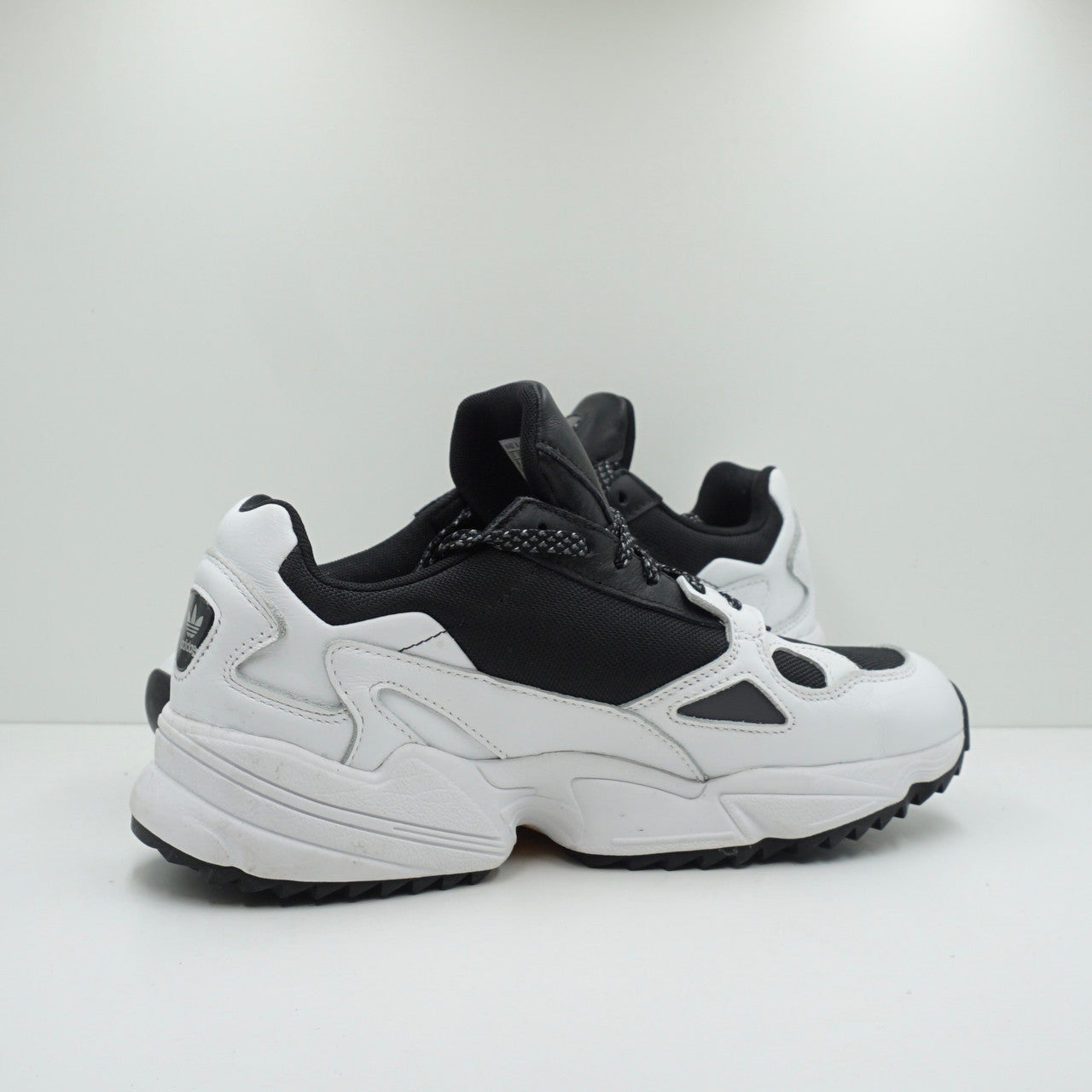 Adidas Falcon Oreo (W)
