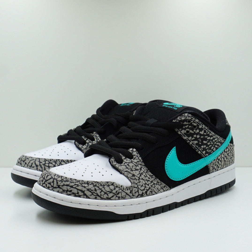 Nike SB Dunk Low Atmos Elephant