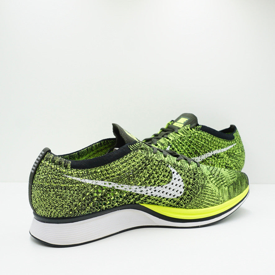 Nike Flyknit Racer Volt (2016)